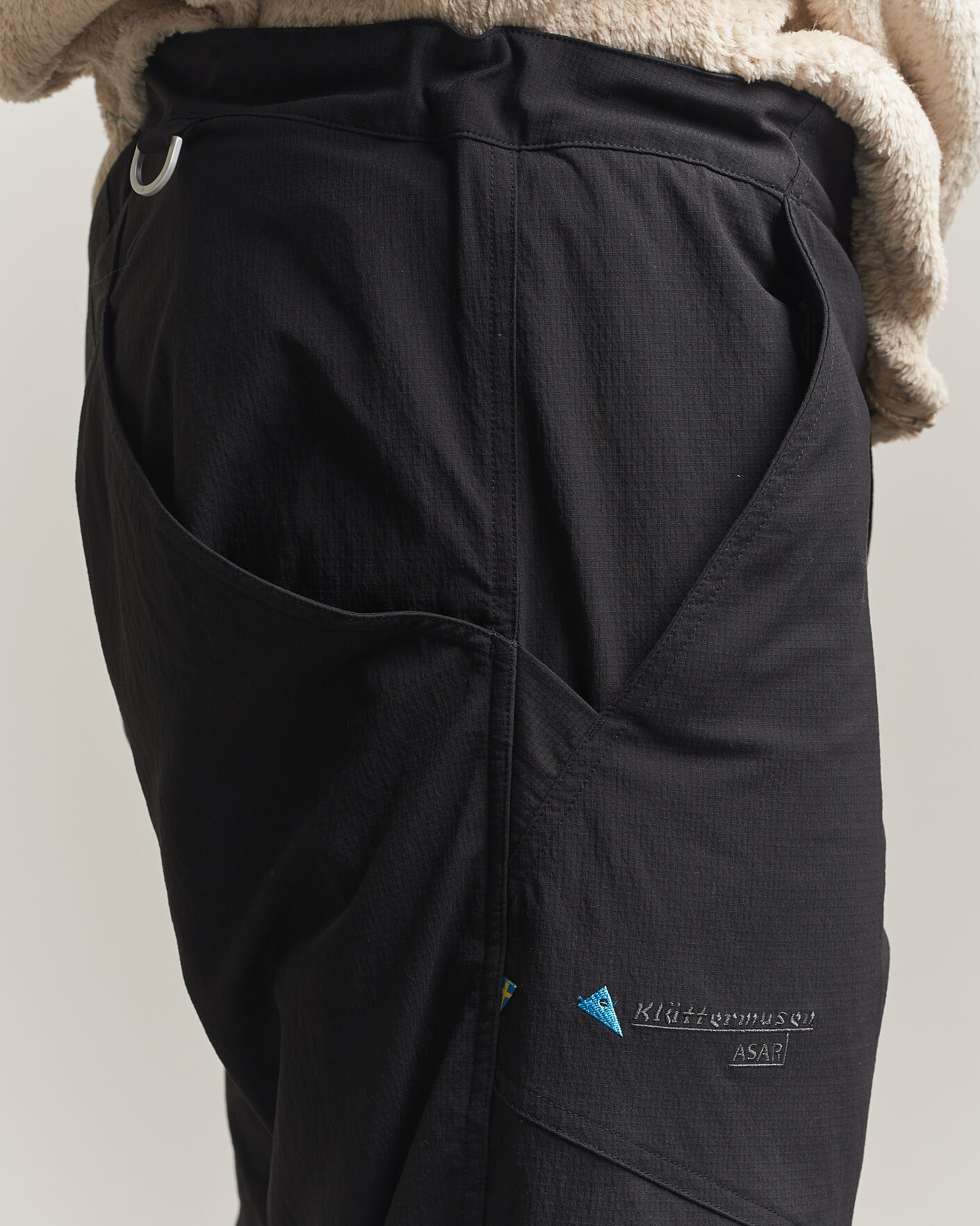 Herr | Byxor | Klättermusen | Asar Function Stretch Pants Black