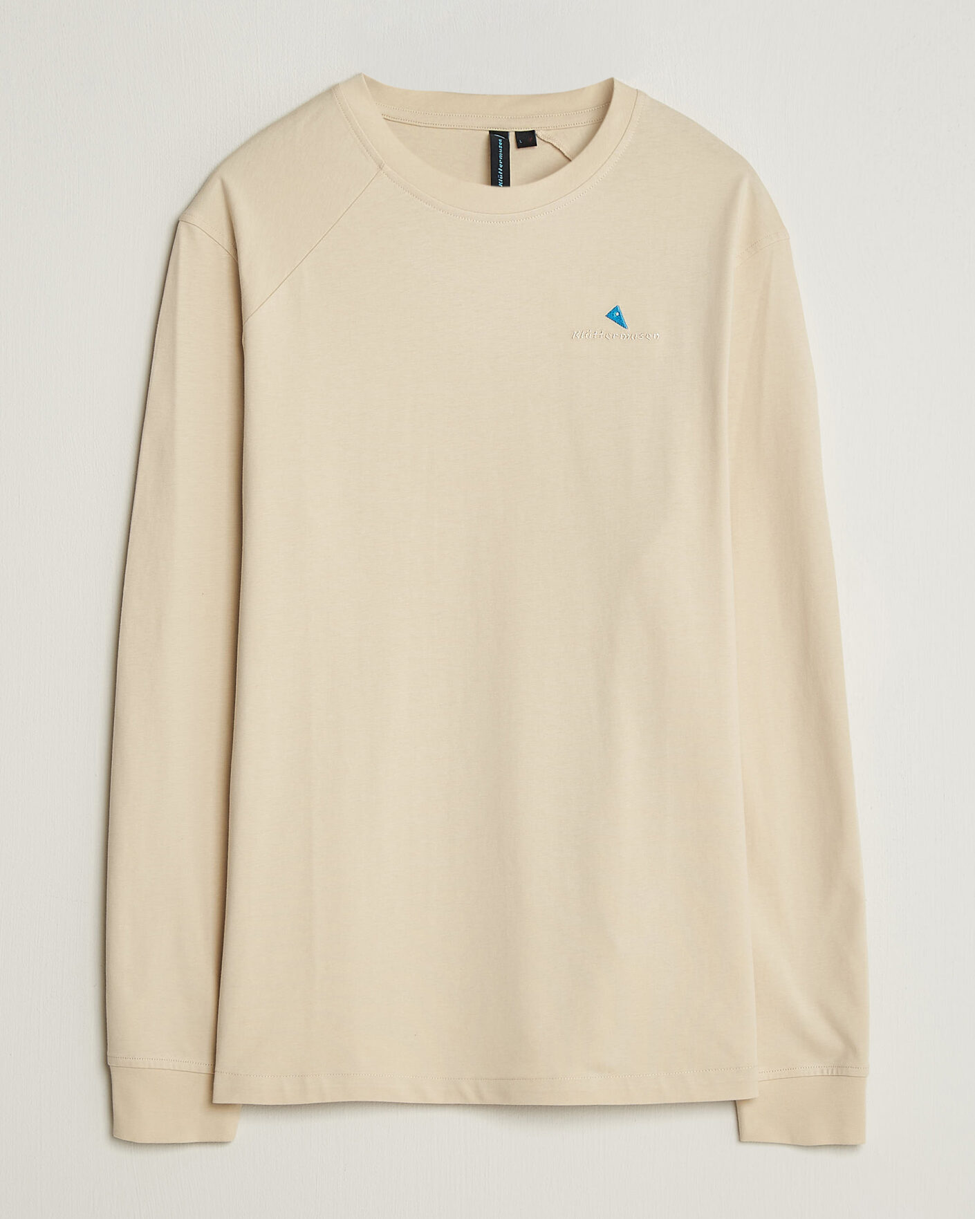 Herr | T-Shirts | Klättermusen | Root Long Sleeve Logo T-Shirt Clay