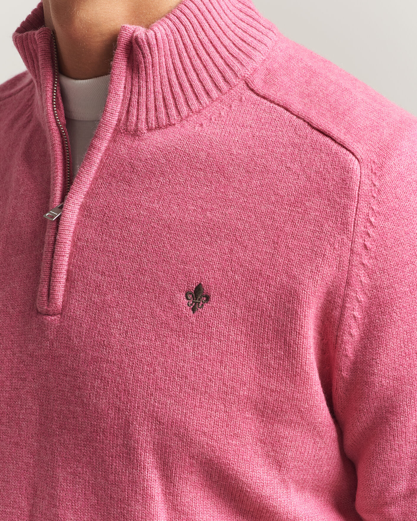 Herr | Tröjor | Morris | Hertford Lambswool Half Zip Cerise