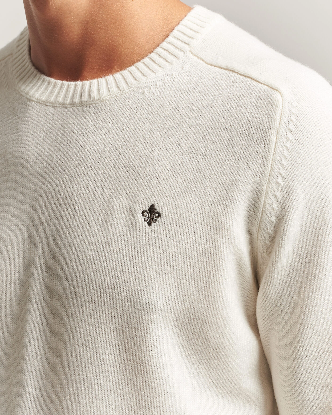 Herr | Tröjor | Morris | Hertford Lambswool Crew Neck Off White