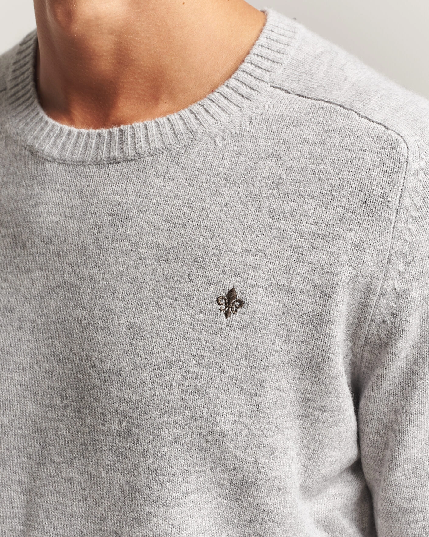 Herr | Tröjor | Morris | Hertford Lambswool Crew Neck Grey