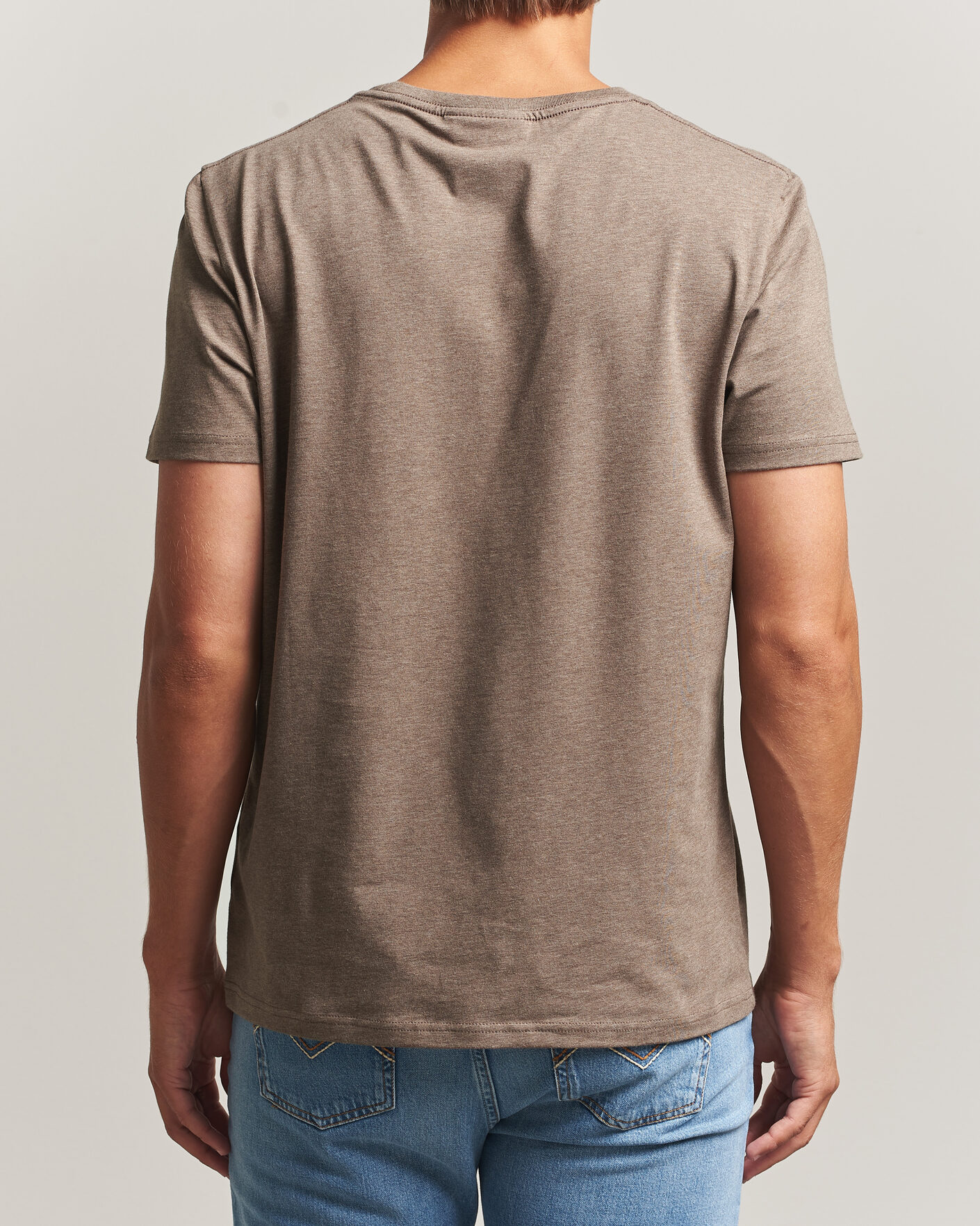 Herr | T-Shirts | Morris | James Crew Neck T-Shirt Brown