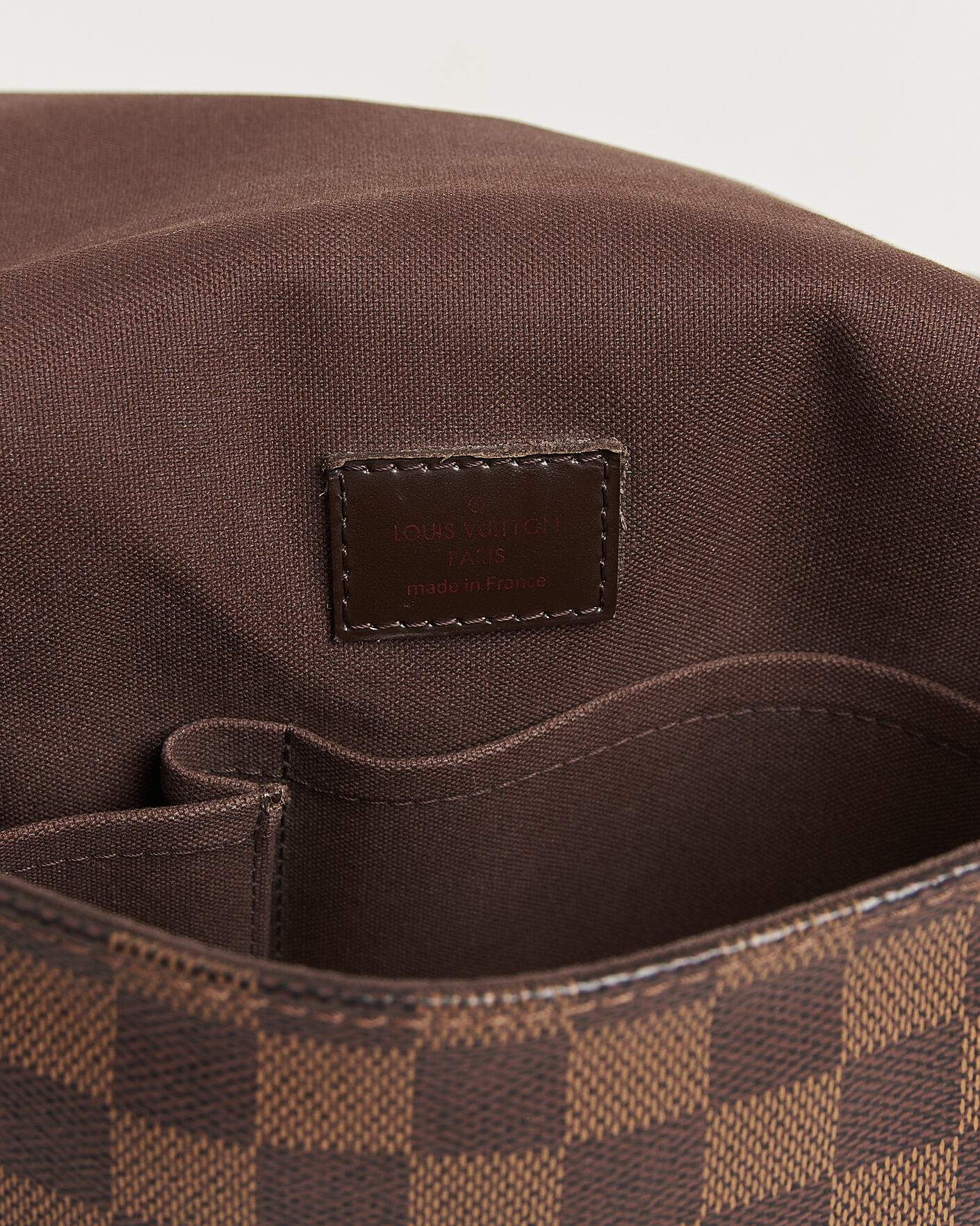 Herr | Pre-Owned & Vintage Bags | Louis Vuitton Pre-Owned | Crossbody Shoulder Bag Damier Ebene