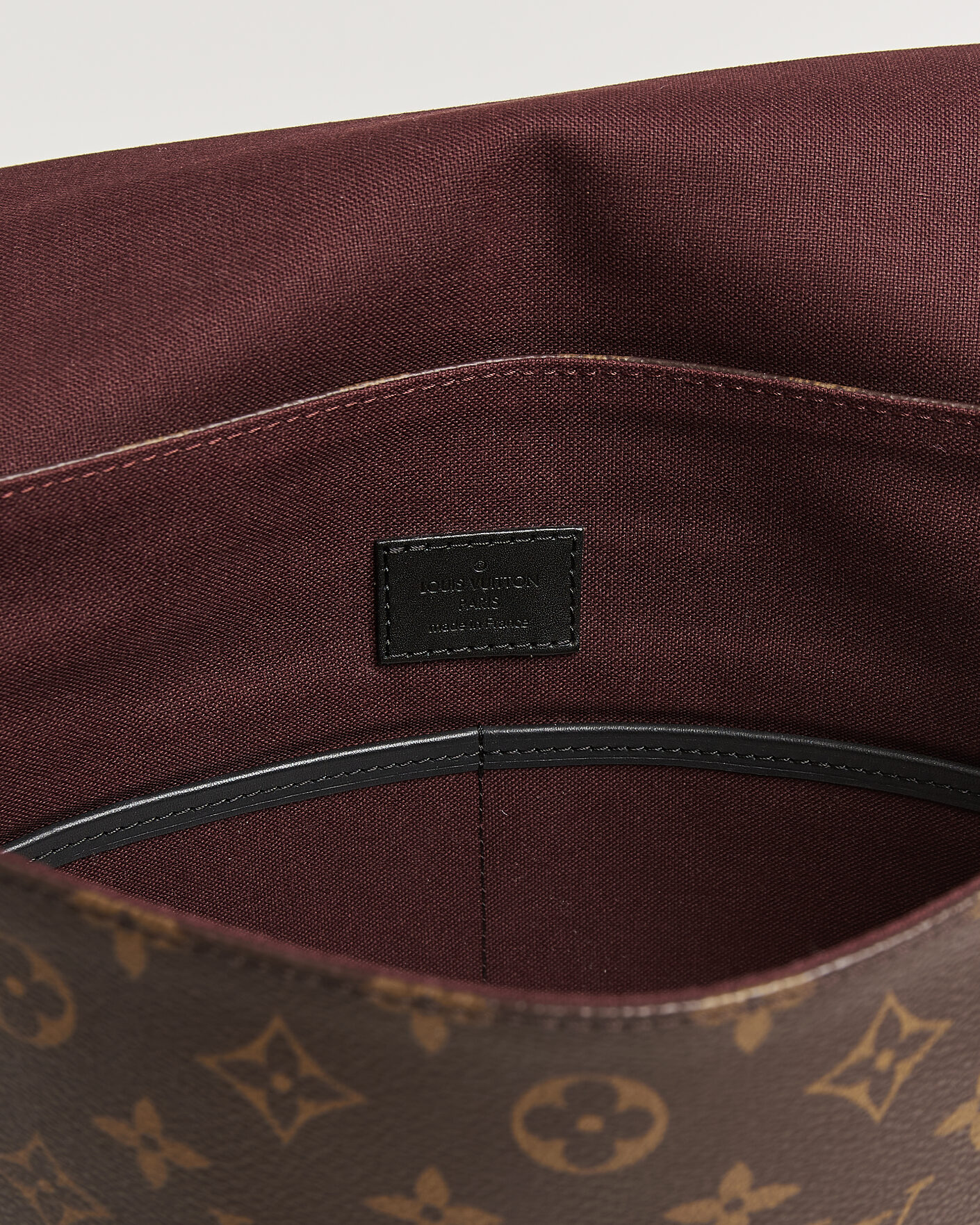 Herr | Pre-Owned & Vintage Bags | Louis Vuitton Pre-Owned | Messenger Bag Monogram Macassar