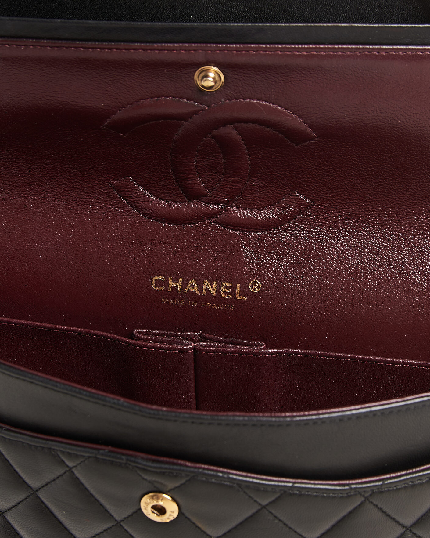 Herr | Pre-Owned & Vintage Bags | Chanel Pre-Owned | Classic Medium Double Flap Bag Lambskin Black