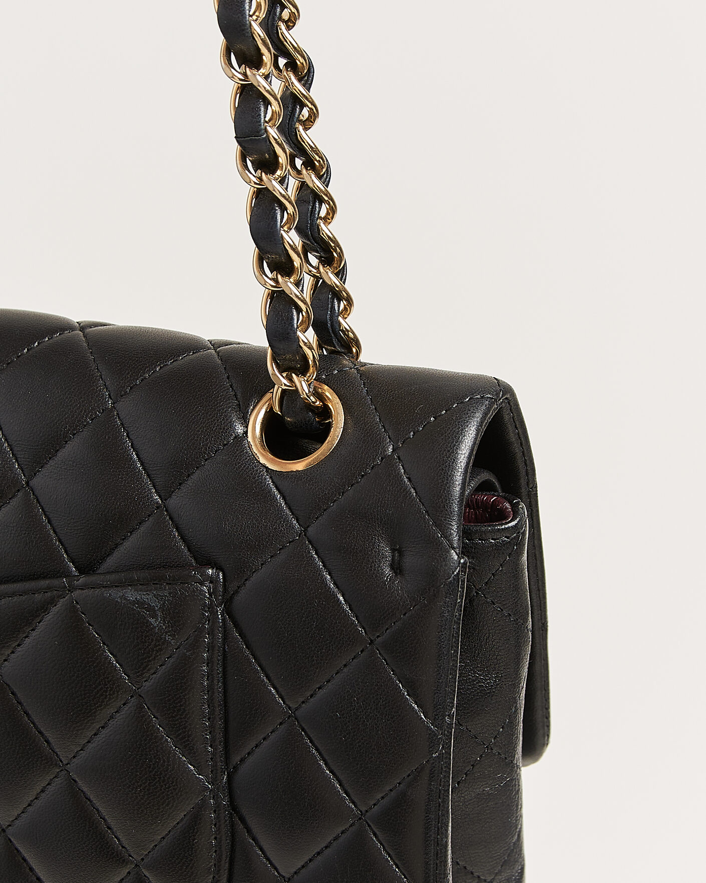 Herr | Pre-Owned & Vintage Bags | Chanel Pre-Owned | Classic Medium Double Flap Bag Lambskin Black