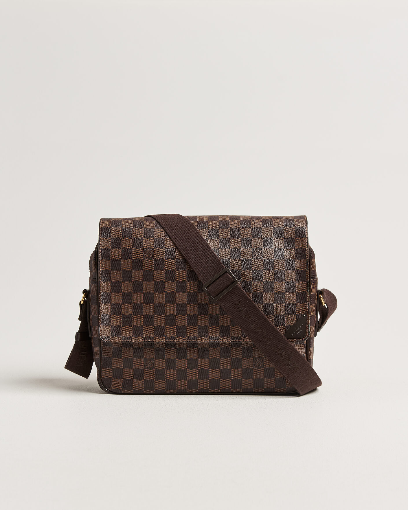 Herr | Pre-Owned & Vintage Bags | Louis Vuitton Pre-Owned | Messenger Bag Damier Ebene