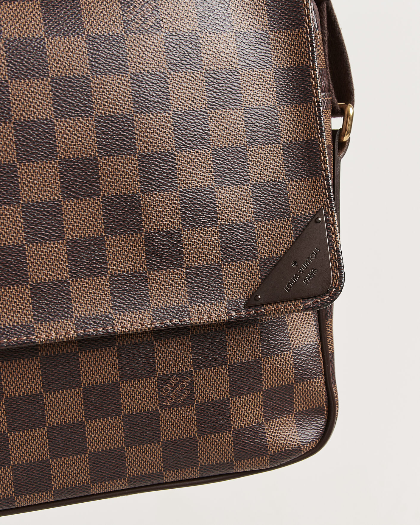 Herr | Pre-Owned & Vintage Bags | Louis Vuitton Pre-Owned | Messenger Bag Damier Ebene