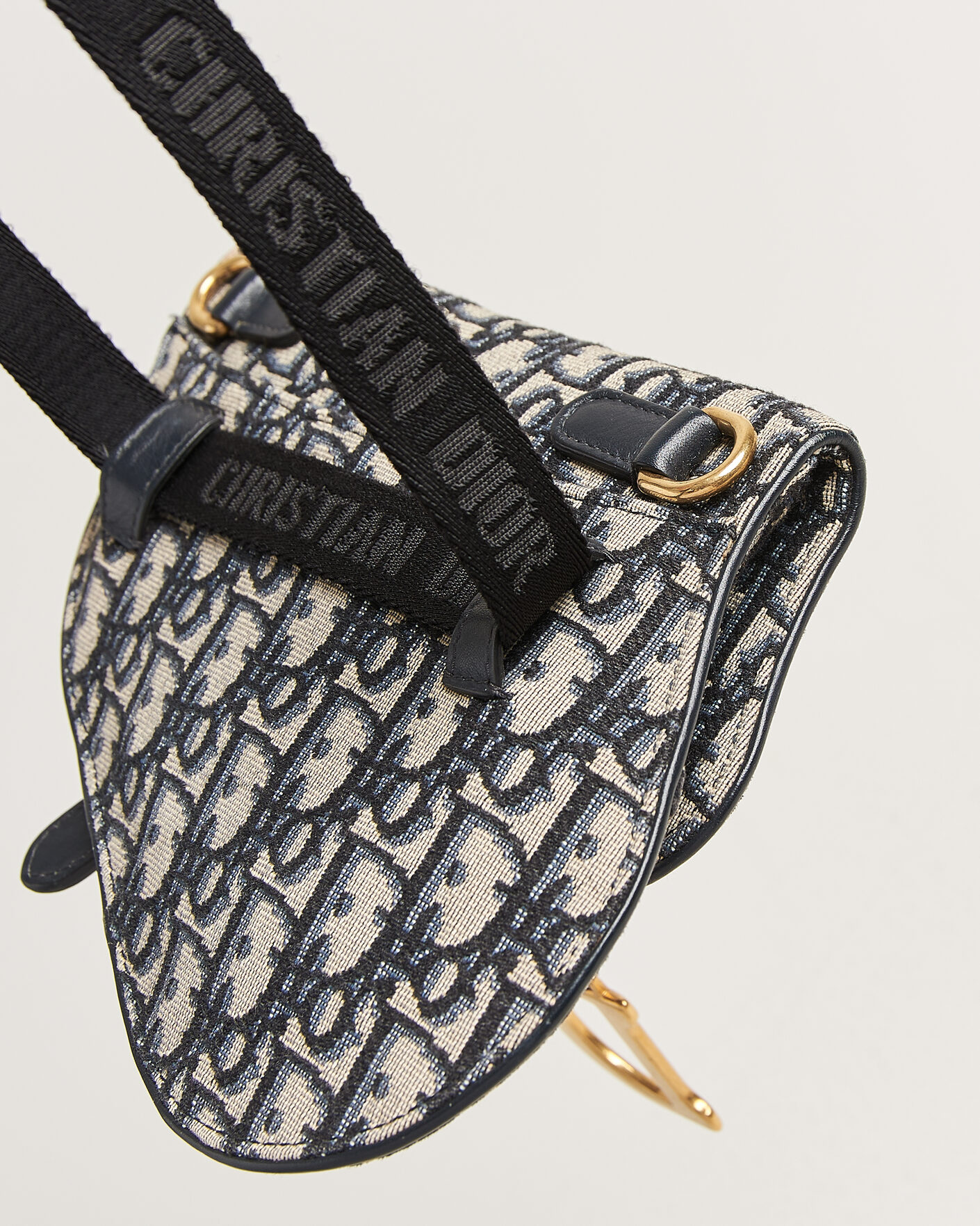 Herr | Pre-Owned & Vintage Bags | Dior Pre-Owned | Saddle Belt Pouch Bag Oblique Jacquard Blue