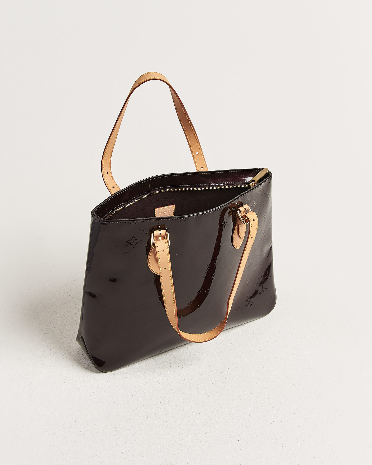 Herr | Pre-Owned & Vintage Bags | Louis Vuitton Pre-Owned | Brentwood Tote Bag Vernis Leather Burgundy