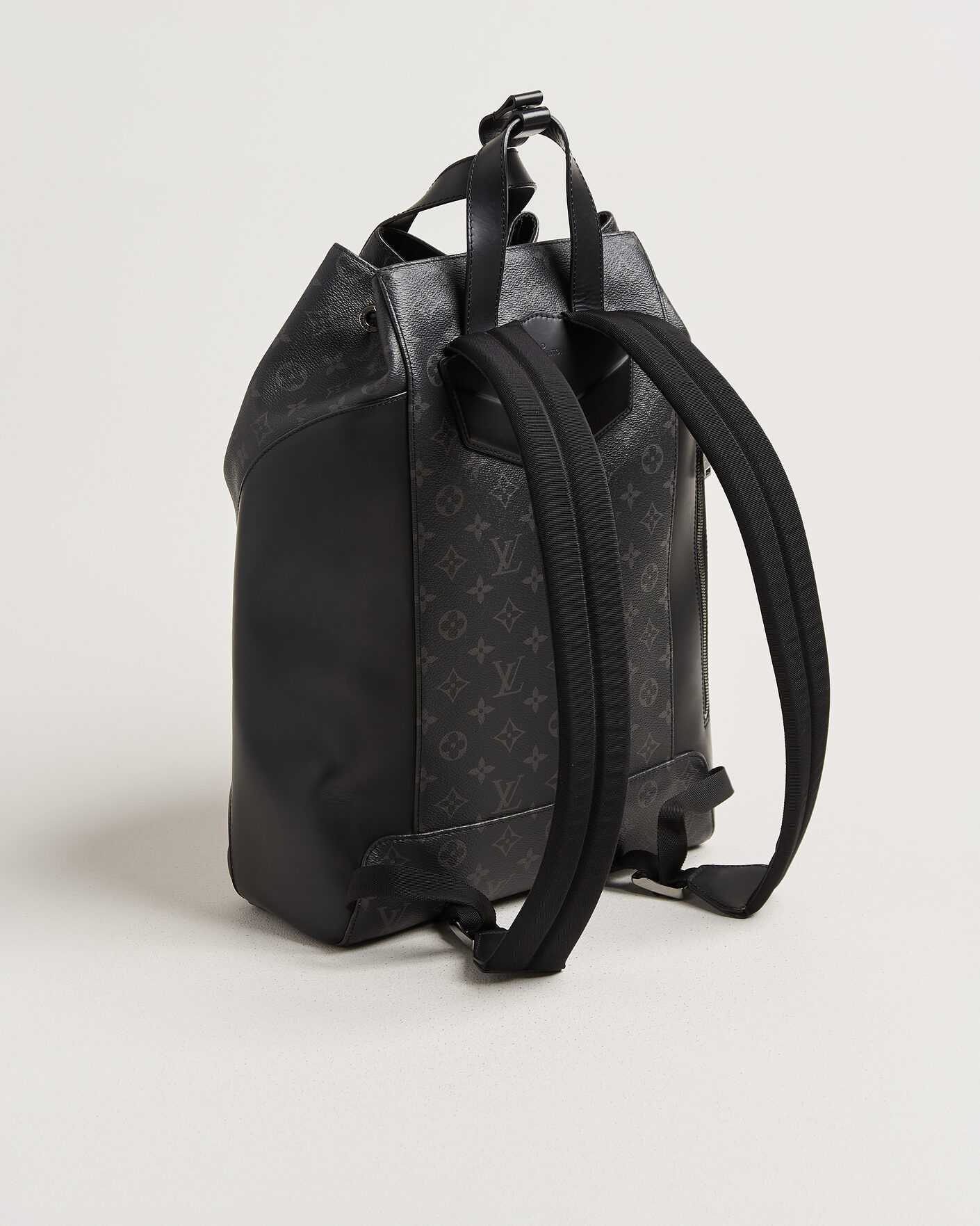 Herr | Pre-Owned & Vintage Bags | Louis Vuitton Pre-Owned | Explorer Backpack Monogram Eclipse