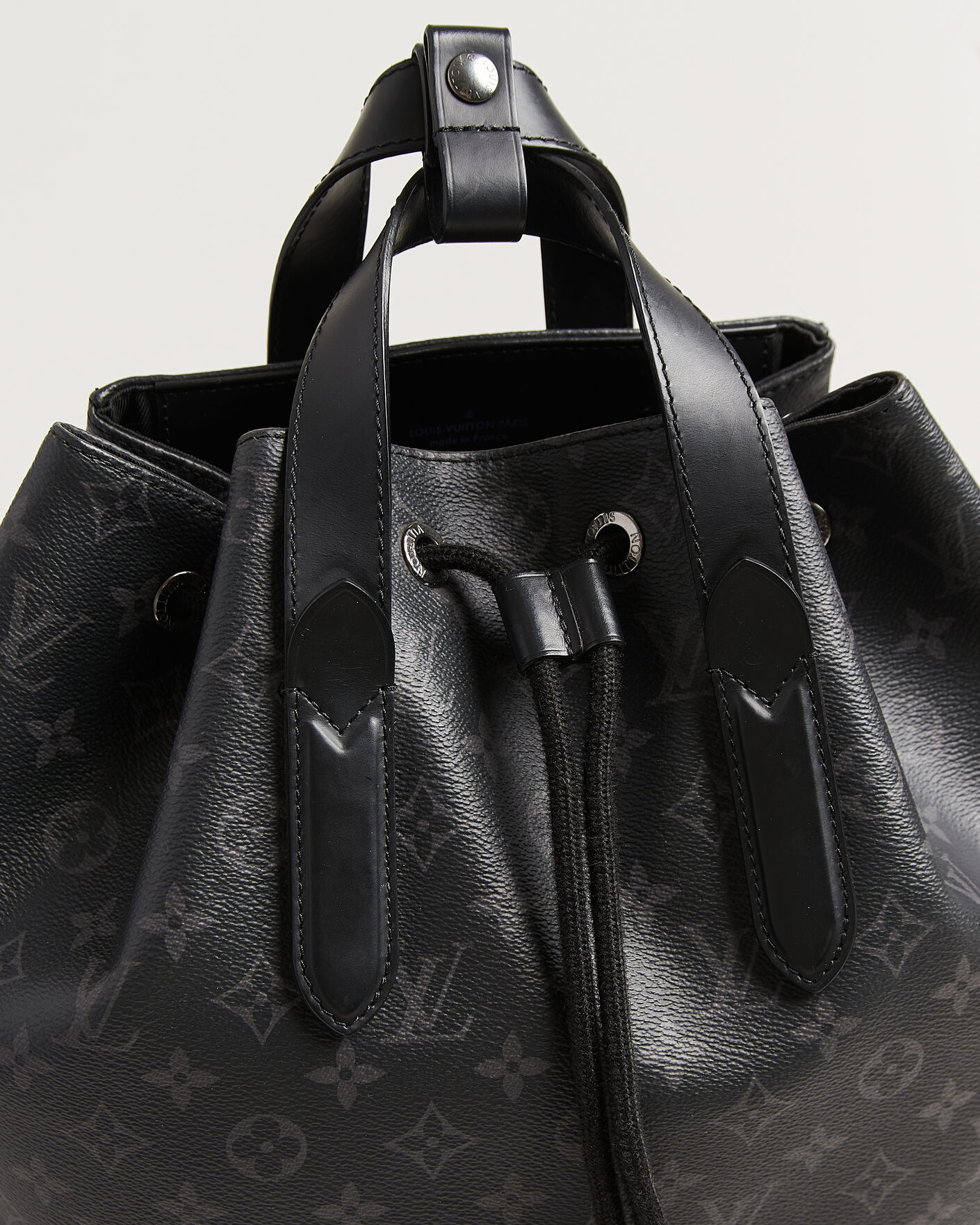 Herr | Pre-Owned & Vintage Bags | Louis Vuitton Pre-Owned | Explorer Backpack Monogram Eclipse