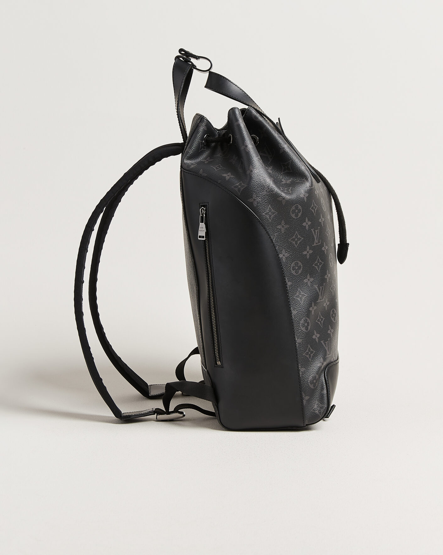 Herr | Pre-Owned & Vintage Bags | Louis Vuitton Pre-Owned | Explorer Backpack Monogram Eclipse