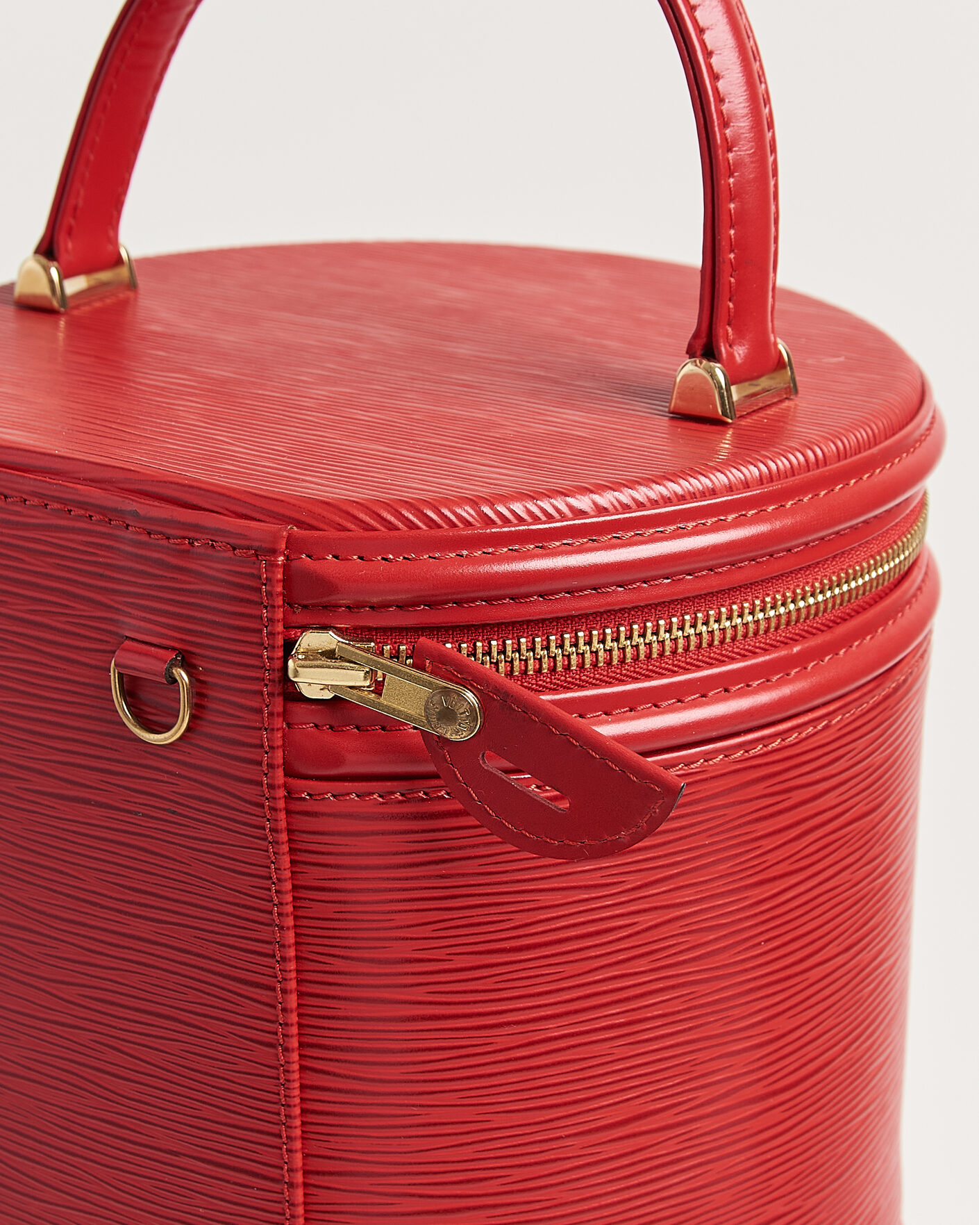 Herr | Pre-Owned & Vintage Bags | Louis Vuitton Pre-Owned | Cannes Vanity Case Epi Leather Red