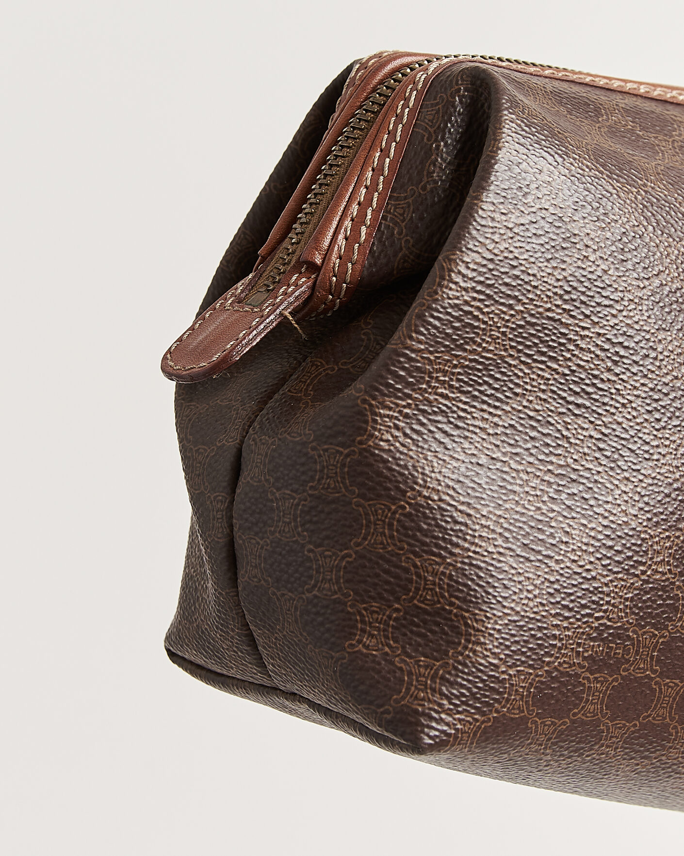 Herr | Pre-Owned & Vintage Bags | Celine Pre-Owned | Macadame Pouch Bag Monogram