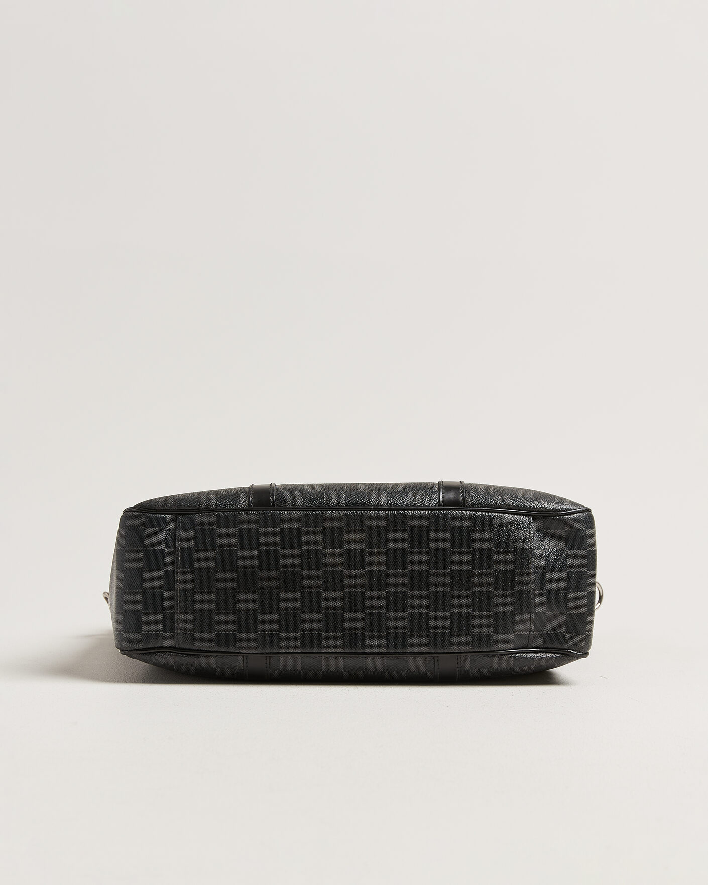 Herr | Pre-Owned & Vintage Bags | Louis Vuitton Pre-Owned | Tadao Tote Bag Damier Graphite