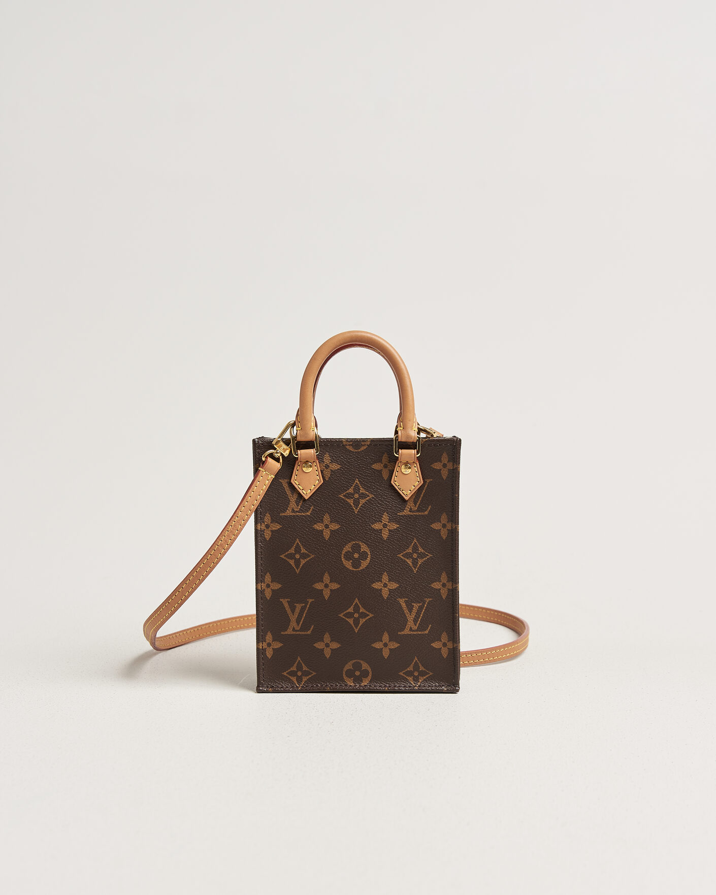 Herr | Pre-Owned & Vintage Bags | Louis Vuitton Pre-Owned | Sac Plat Petit Bandouliére Monogram