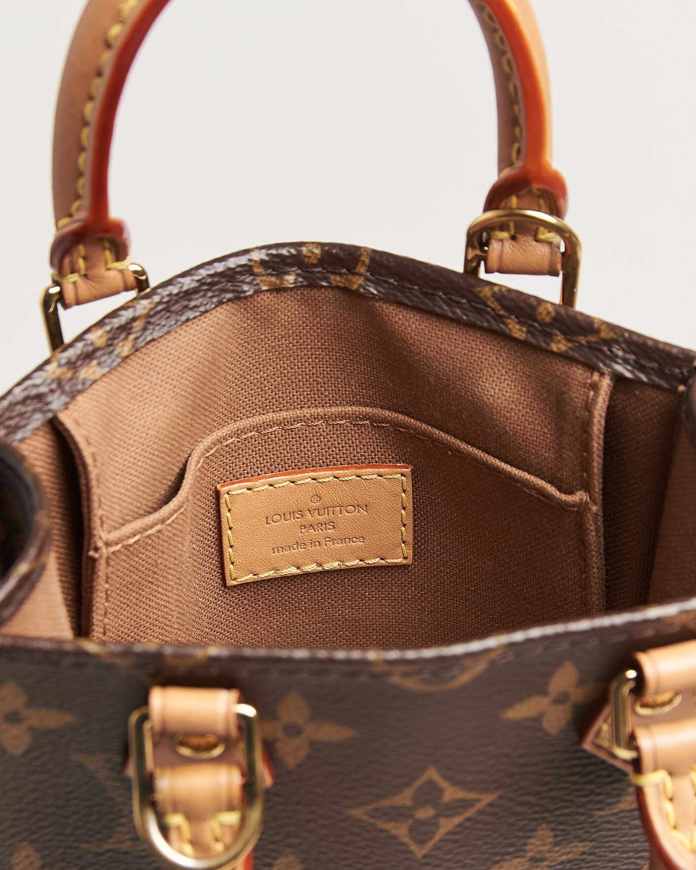Herr | Pre-Owned & Vintage Bags | Louis Vuitton Pre-Owned | Sac Plat Petit Bandouliére Monogram