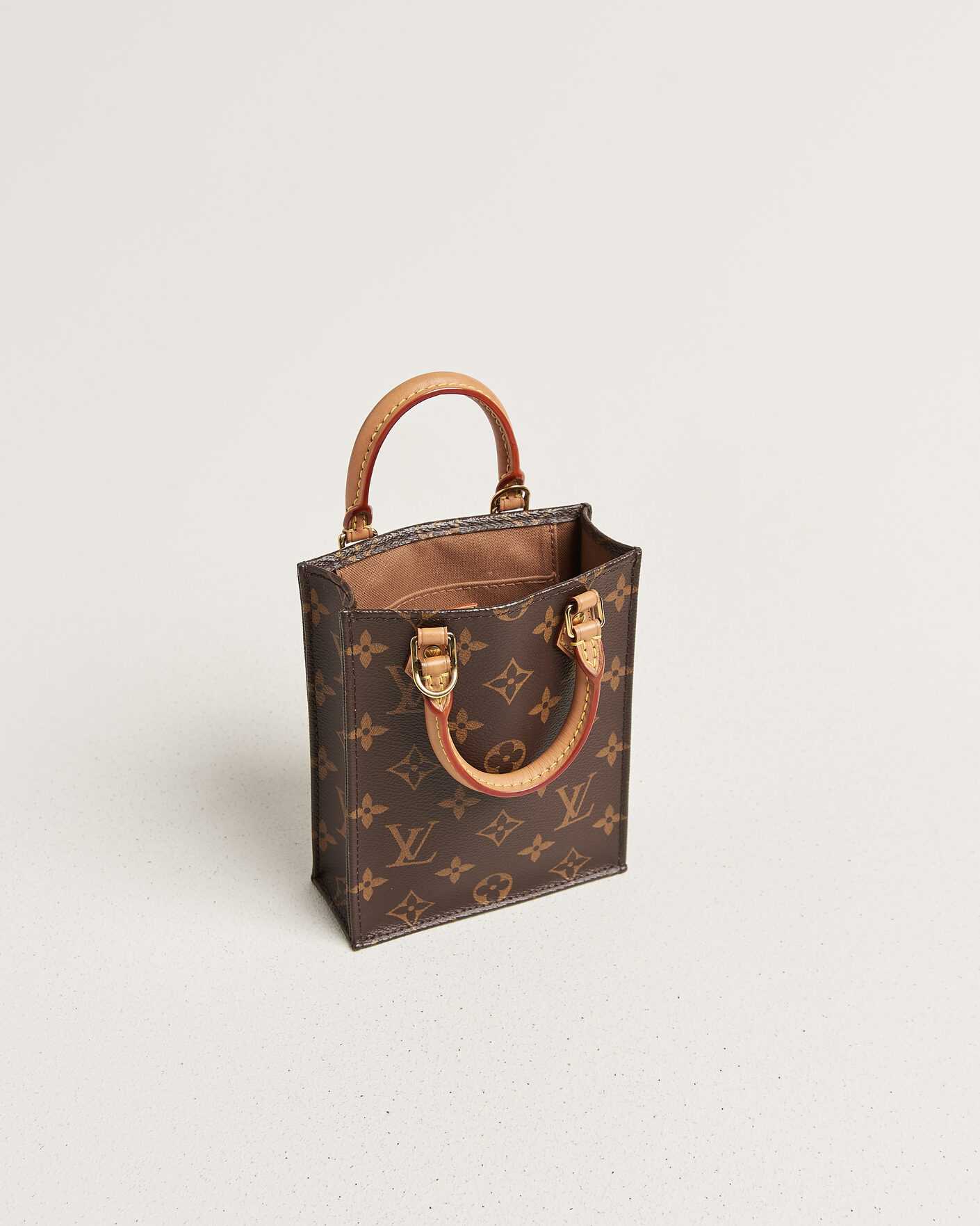 Herr | Pre-Owned & Vintage Bags | Louis Vuitton Pre-Owned | Sac Plat Petit Bandouliére Monogram