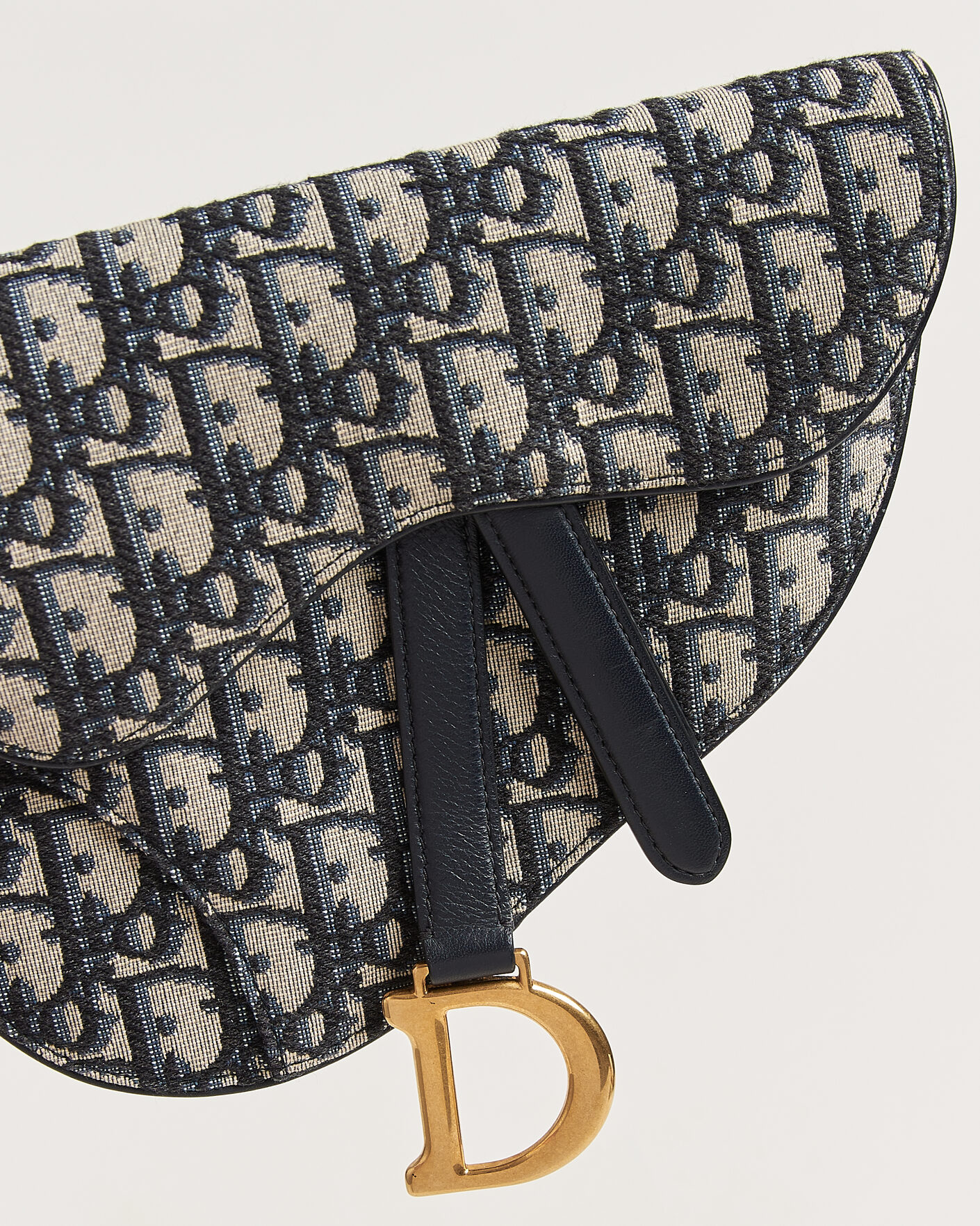 Herr | Pre-Owned & Vintage Bags | Dior Pre-Owned | Saddle Belt Bag Oblique Jacquard Blue