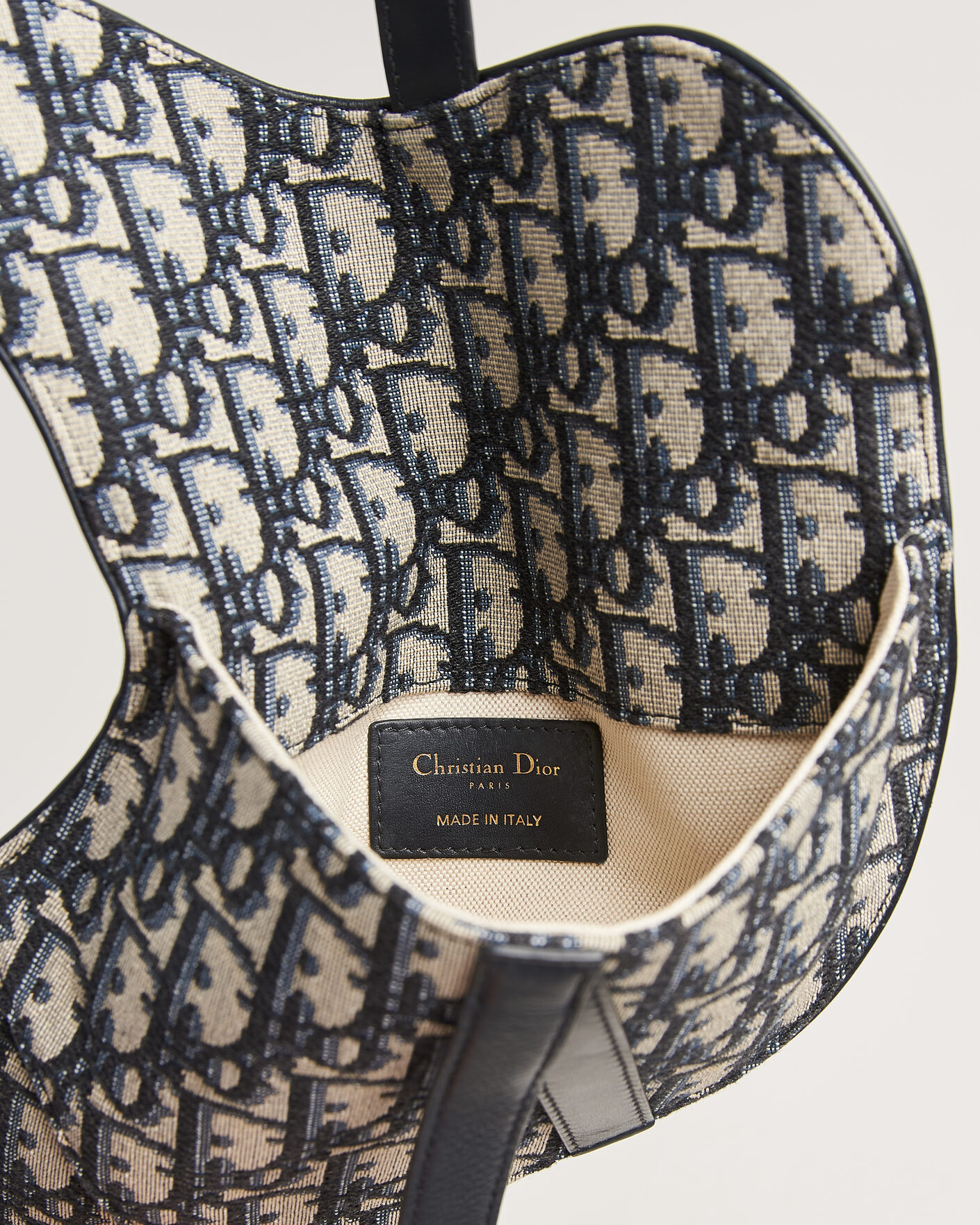 Herr | Pre-Owned & Vintage Bags | Dior Pre-Owned | Saddle Belt Bag Oblique Jacquard Blue
