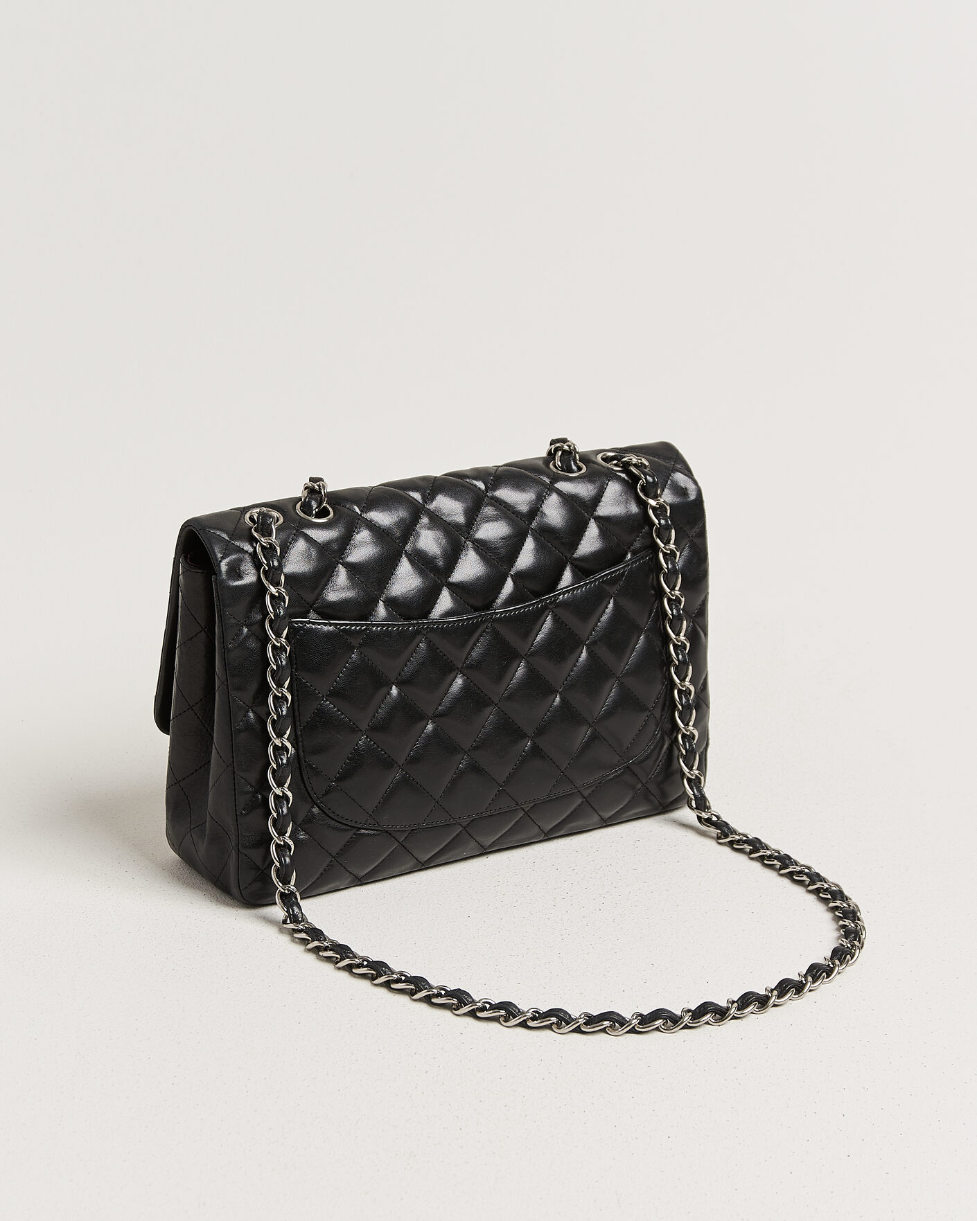Herr | Pre-Owned & Vintage Bags | Chanel Pre-Owned | Classic Jumbo Single Flap Bag Lambskin Black