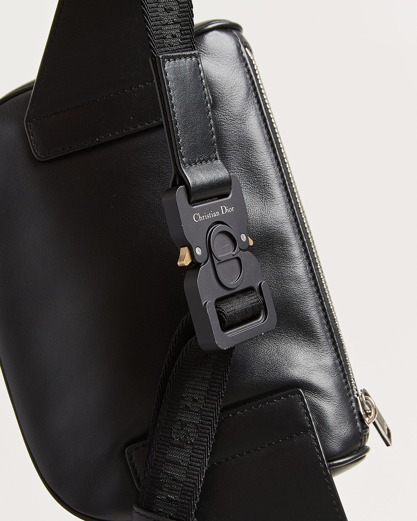 Herr | Pre-Owned & Vintage Bags | Dior Pre-Owned | Saddle Bag Oblique Leather Black
