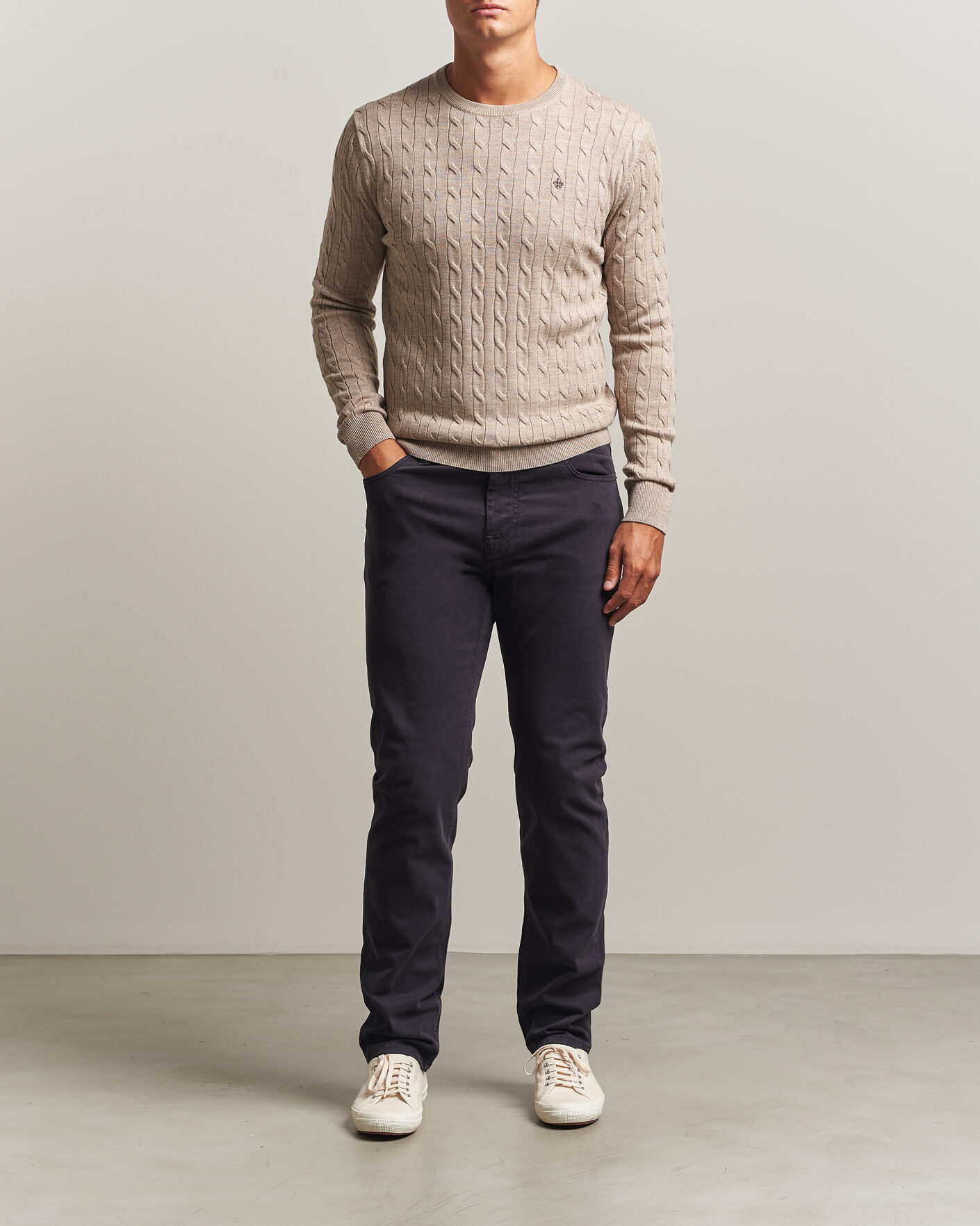 Herr | Tröjor | Morris | Merino Cable O-Neck Khaki