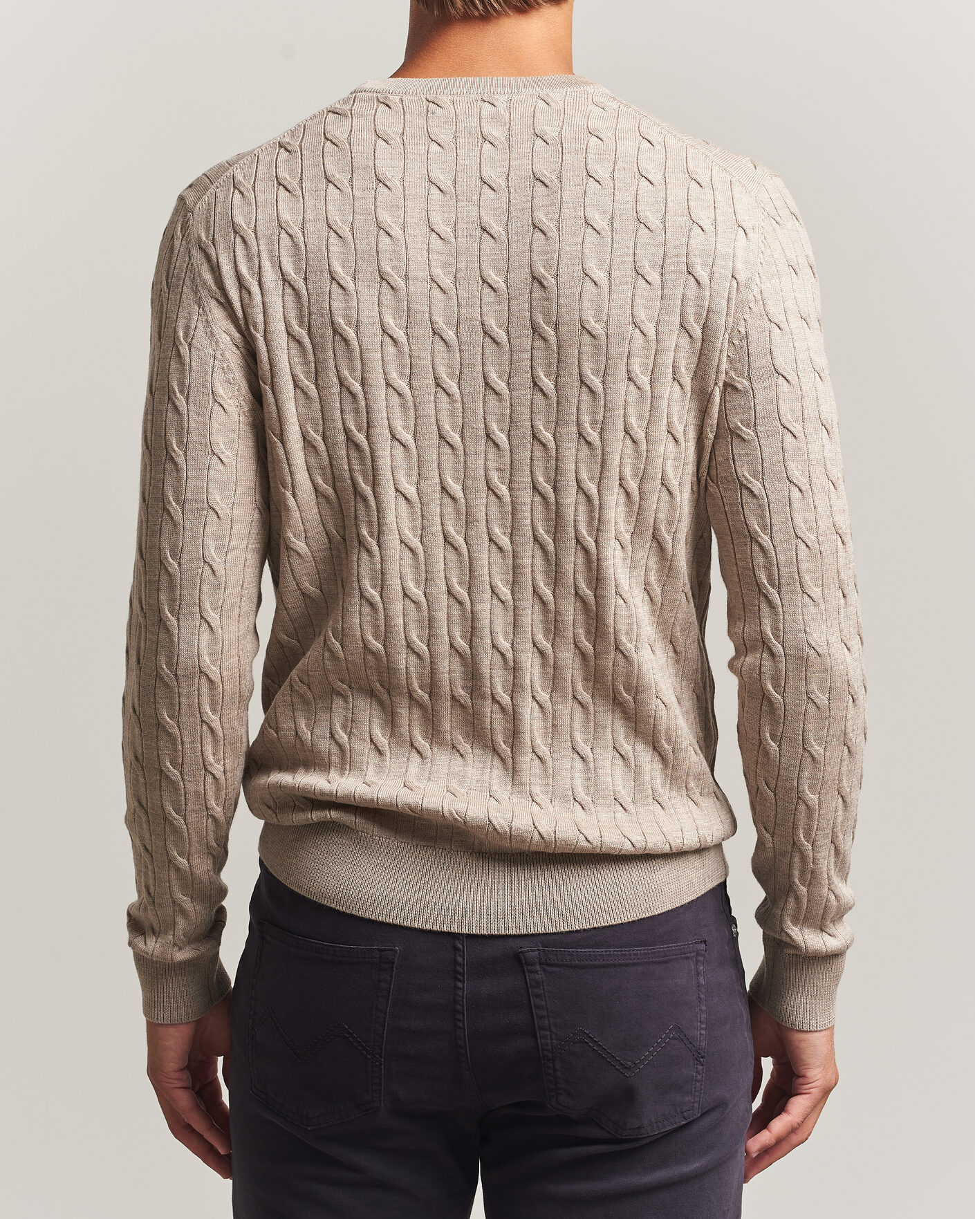 Herr | Tröjor | Morris | Merino Cable O-Neck Khaki