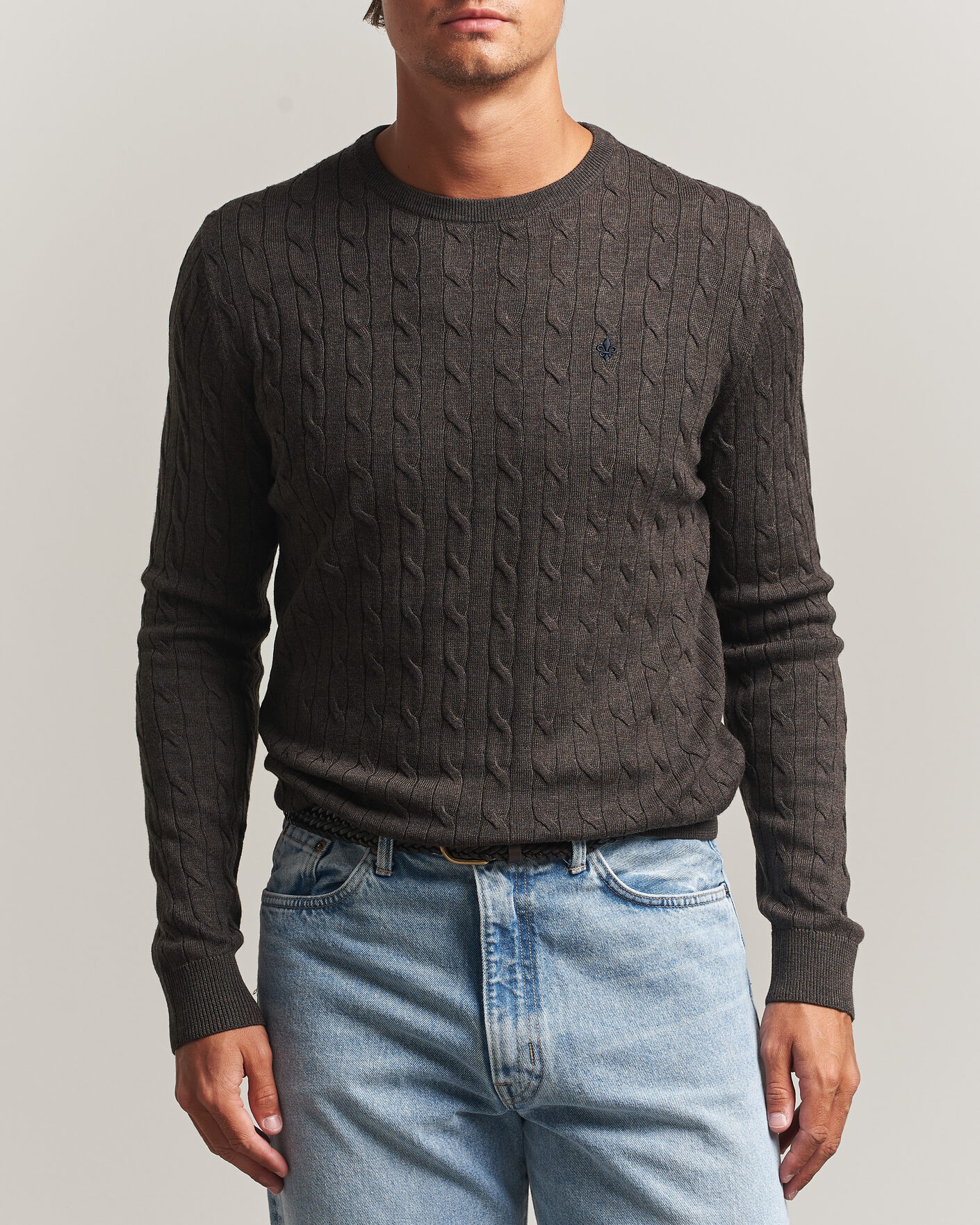 Herr | Tröjor | Morris | Merino Cable O-Neck Brown