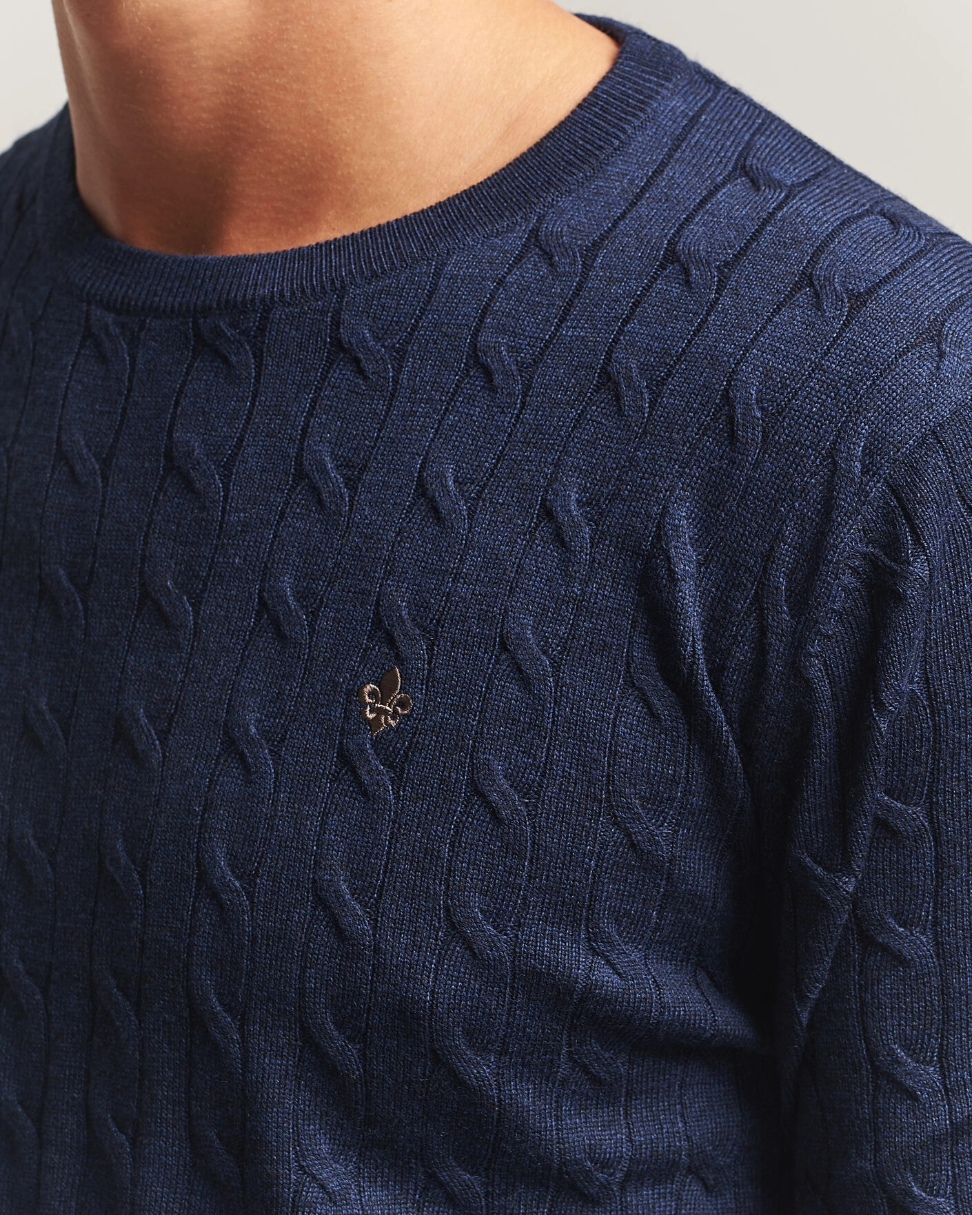 Herr | Tröjor | Morris | Merino Cable O-Neck Navy