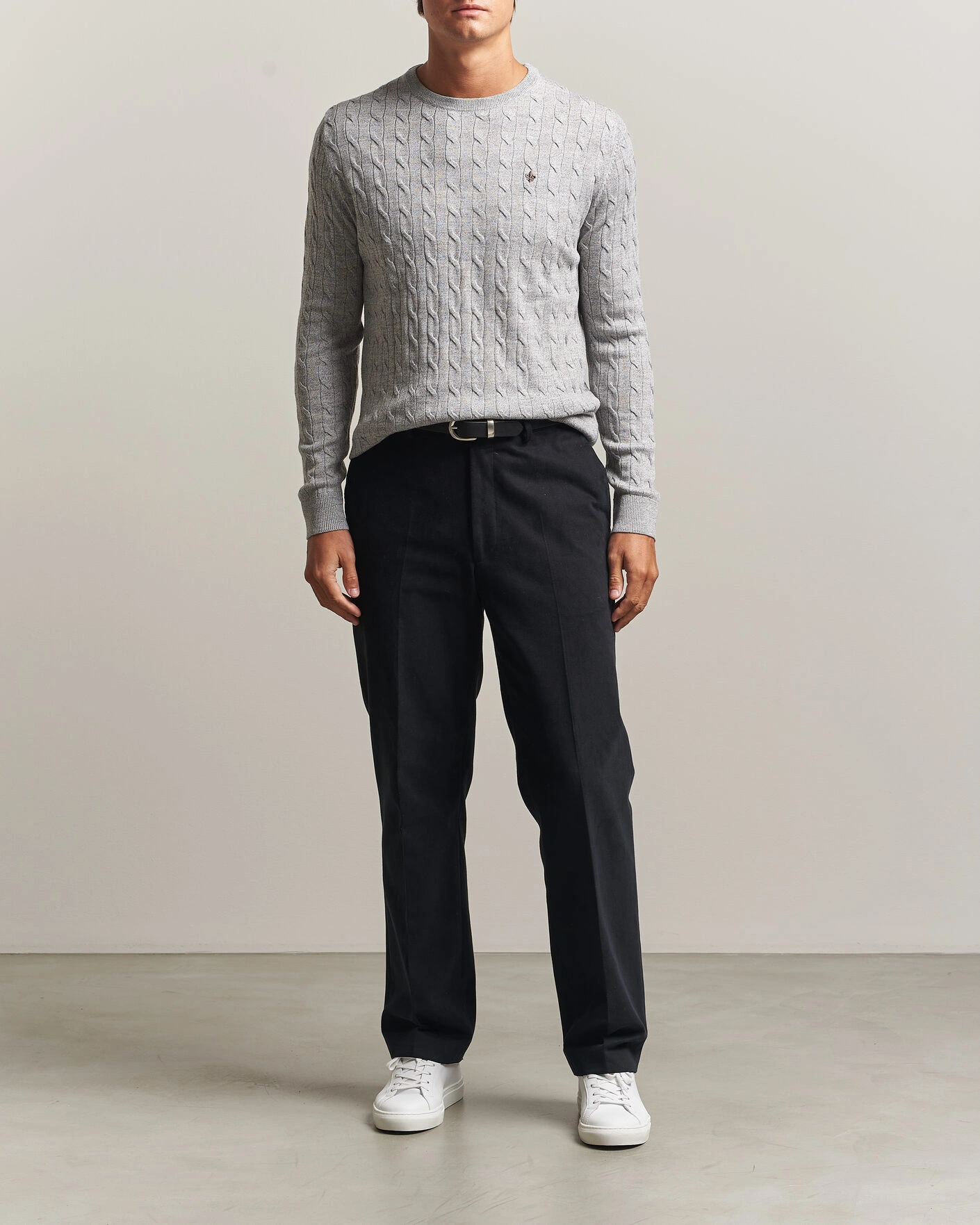 Herr | Tröjor | Morris | Merino Cable O-Neck Mid Grey