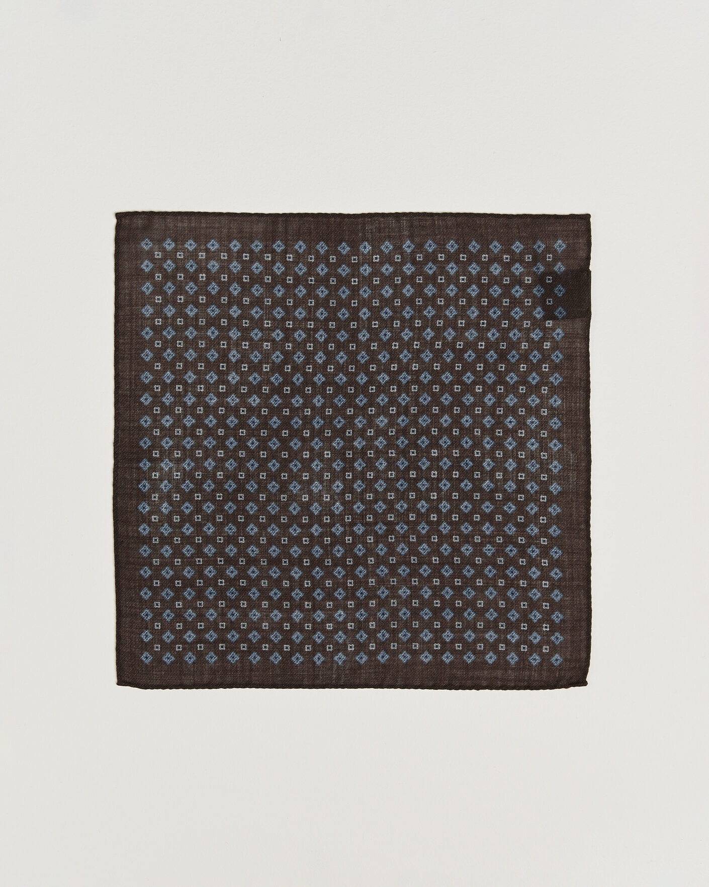 Herr | Näsdukar | Amanda Christensen | Wool Flower Pocket Square Brown