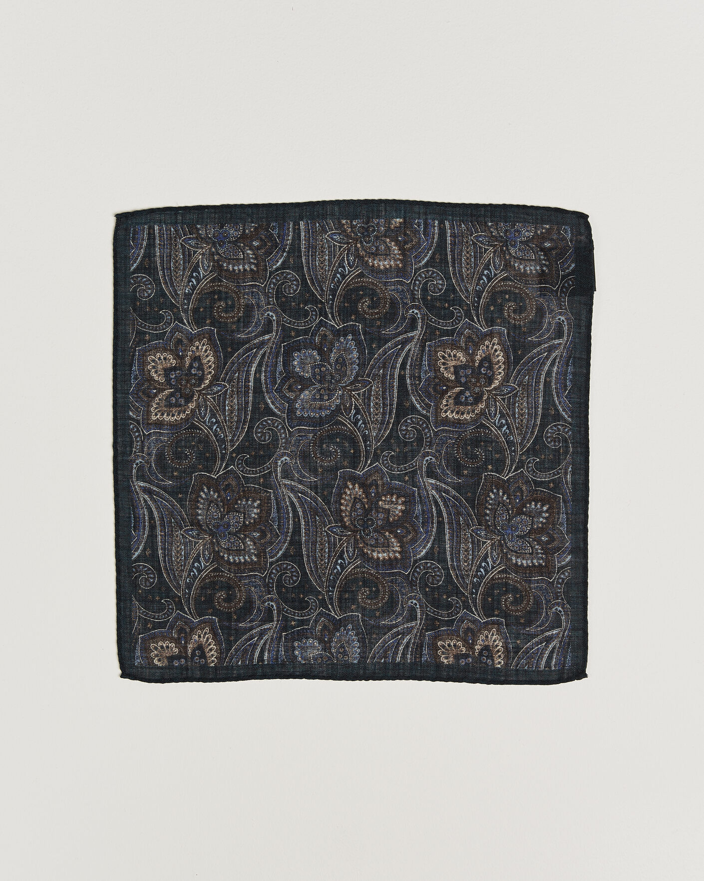 Herr | Näsdukar | Amanda Christensen | Wool Large Paisley Pocket Square Navy