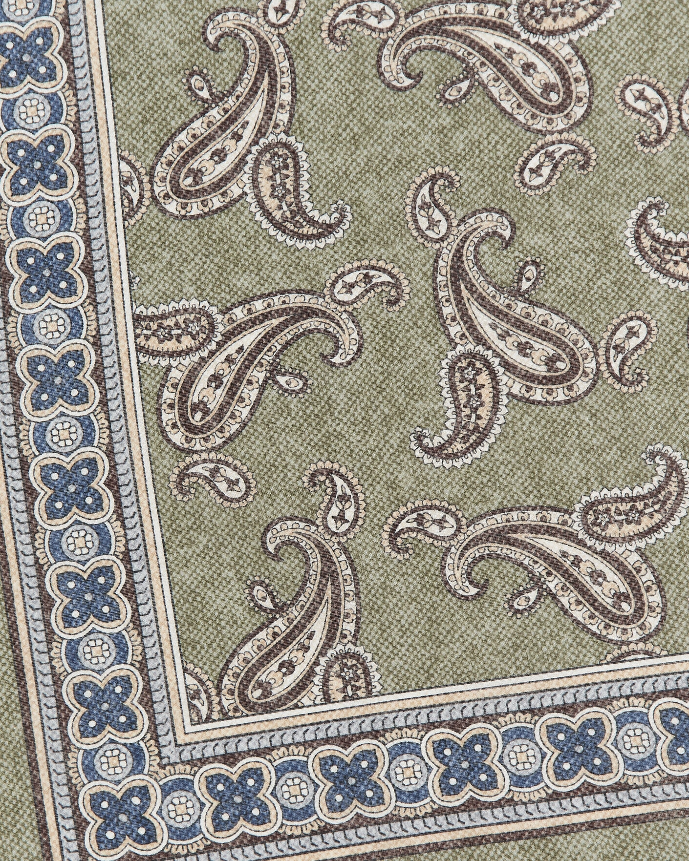 Herr | Scarves | Amanda Christensen | Cotton Voile Printed Paisley Bandana Green