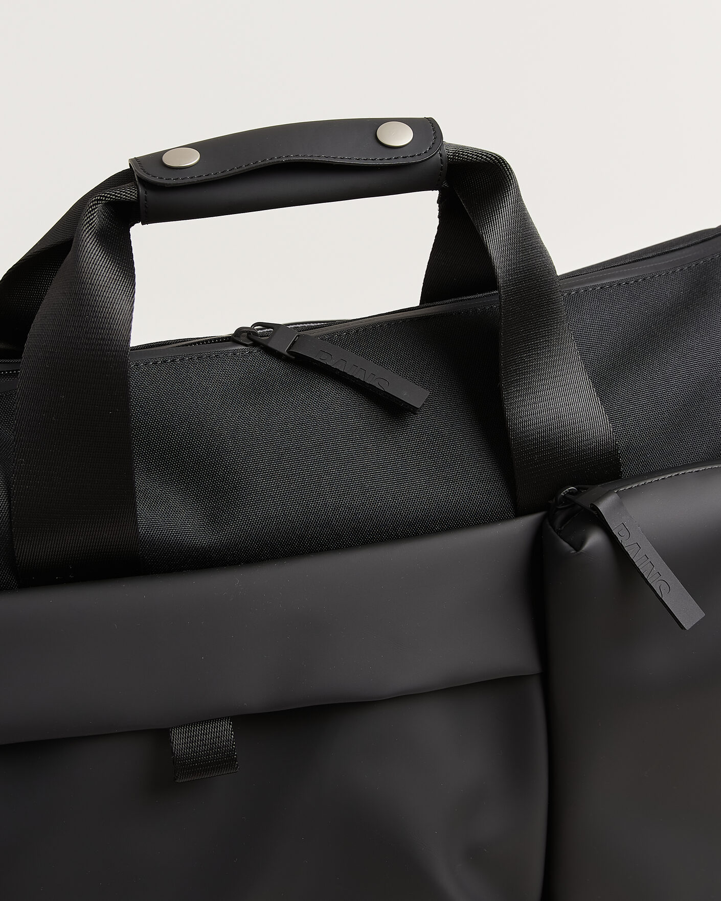 Herr | Väskor | RAINS | Otaru Weekendbag Black