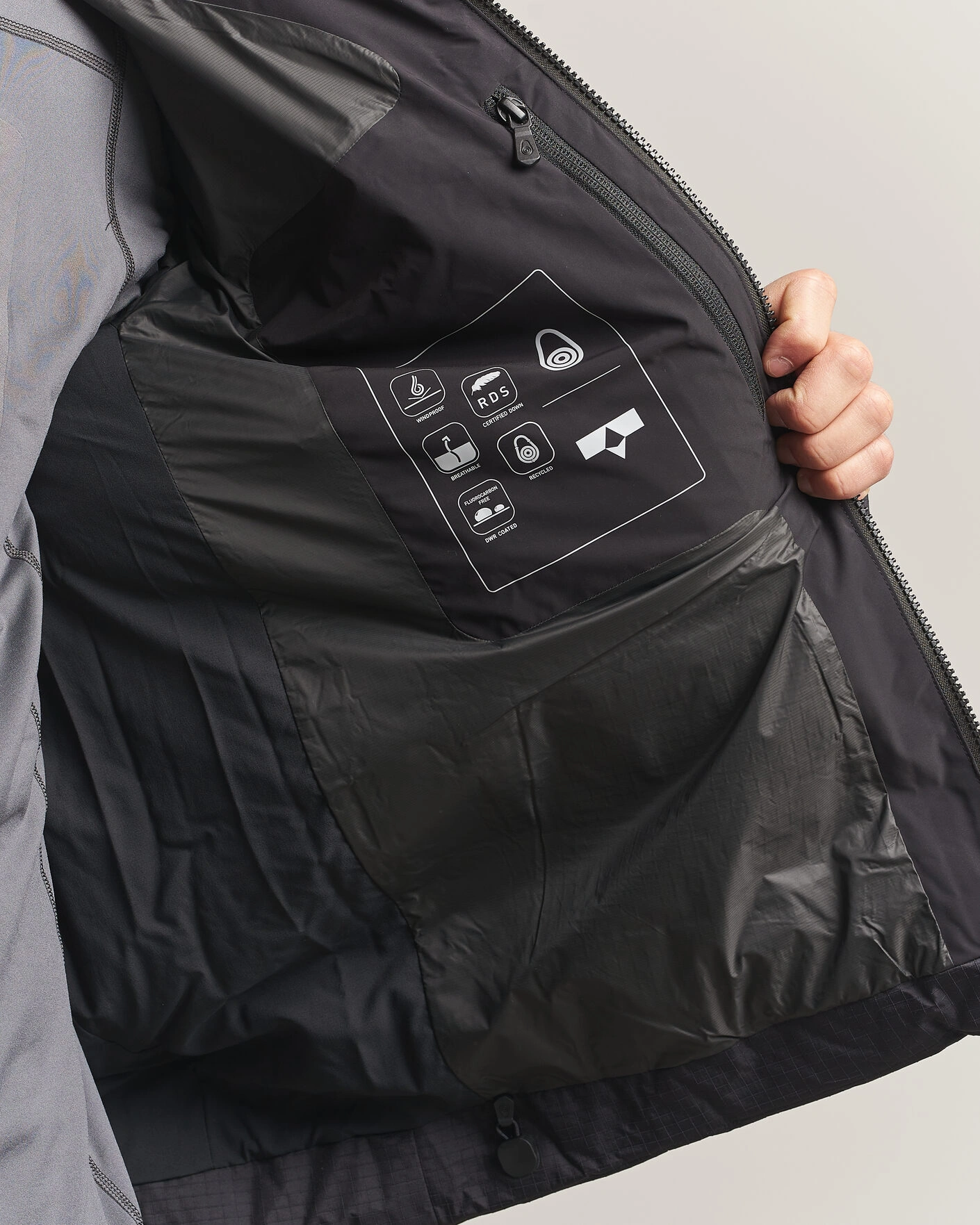 Herr | Jackor | Sail Racing | Polar Down Hooded Jacket Carbon