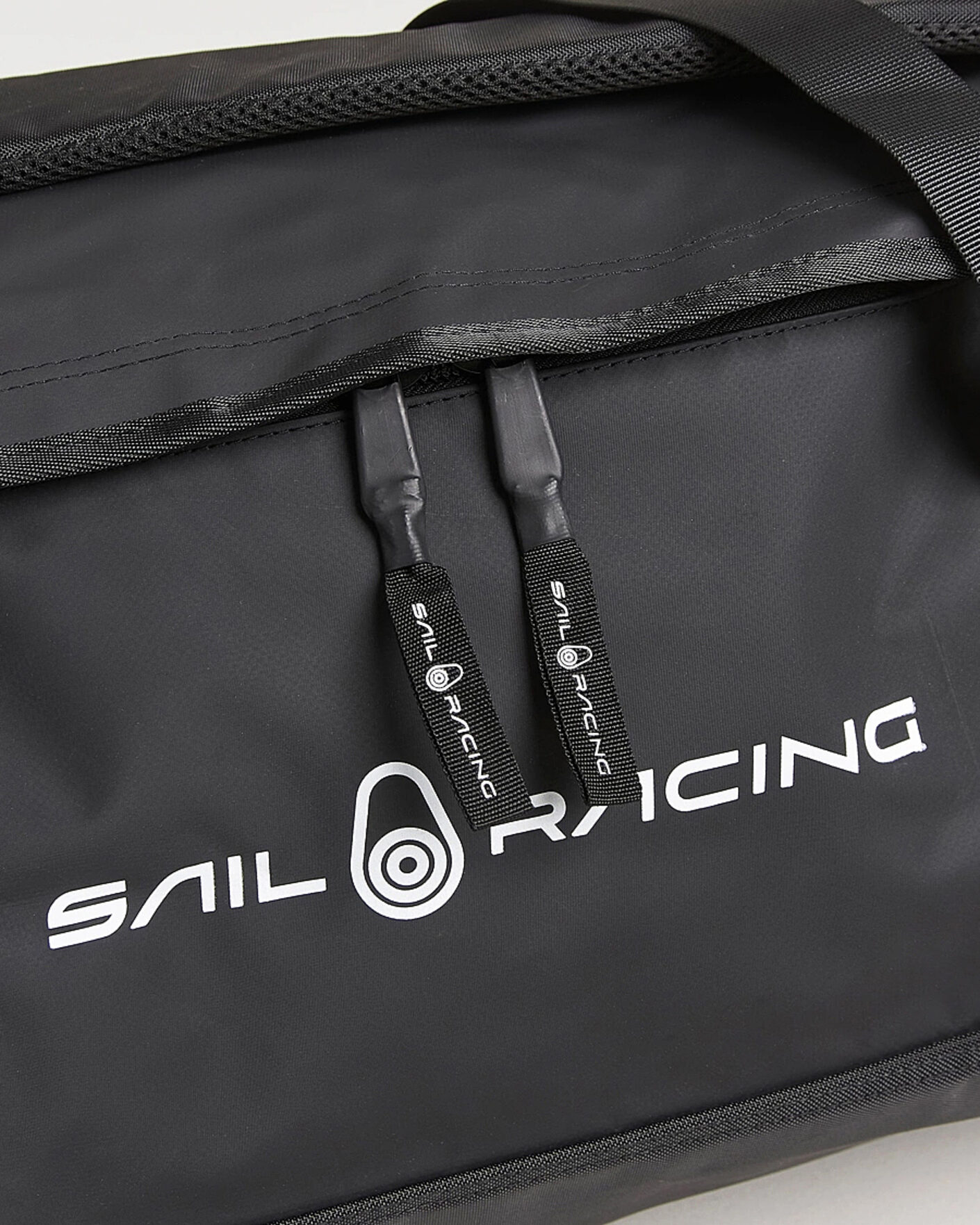 Herr | Väskor | Sail Racing | Spray Medium Dufflebag Carbon