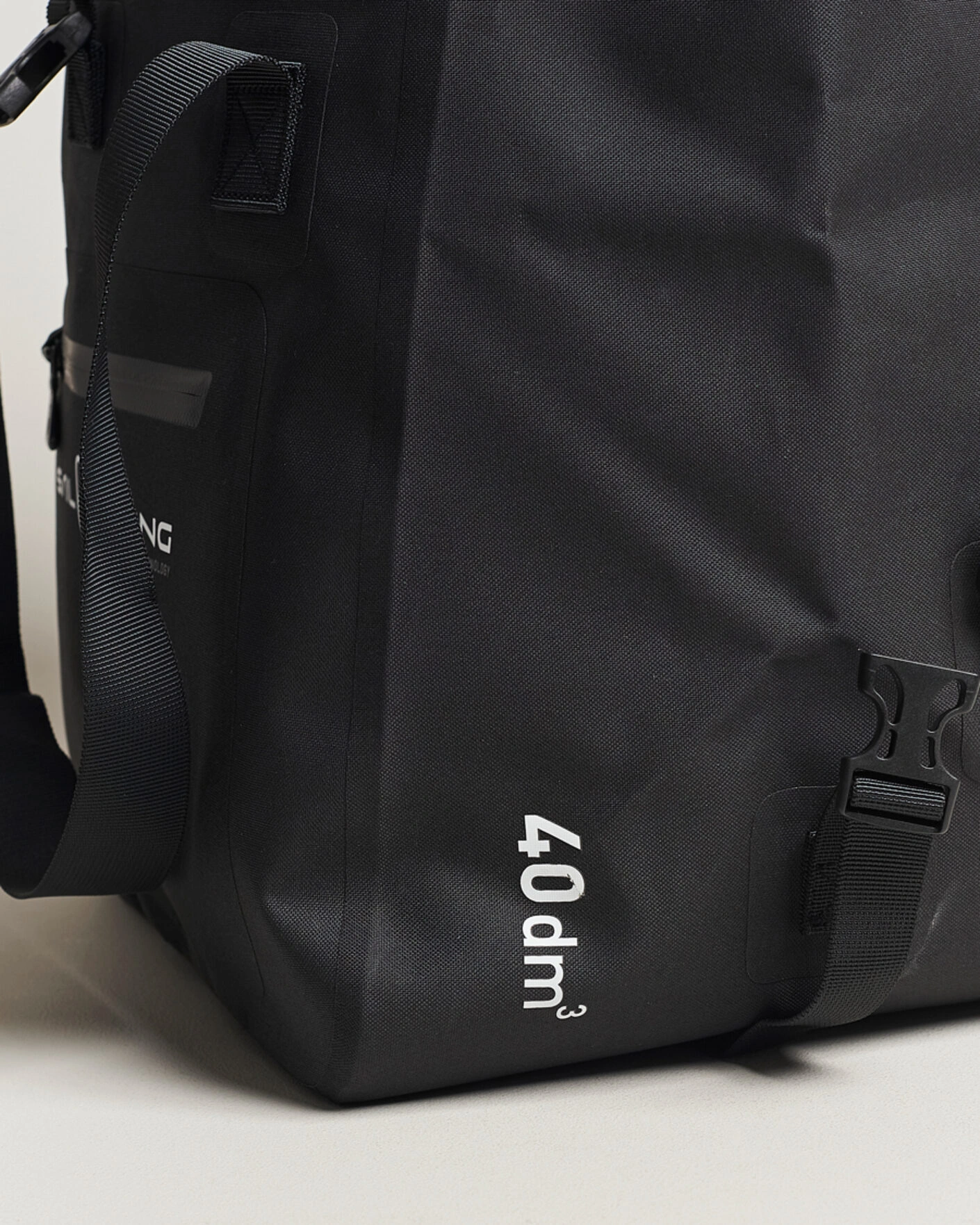 Herr | Väskor | Sail Racing | Spray Watertight Small Weekendbag Carbon