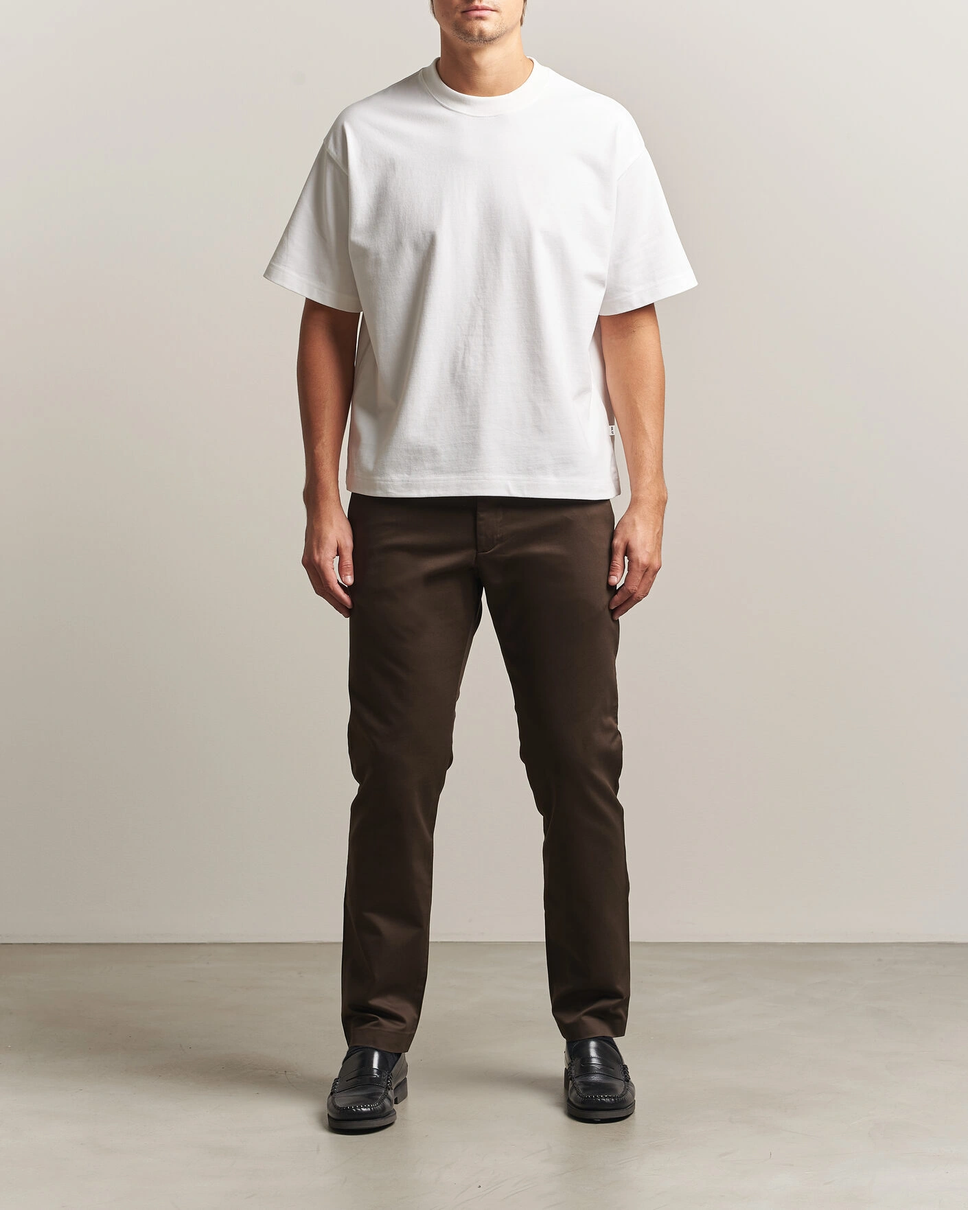 Herr | Byxor | NN07 | Theo Regular Fit Chinos Earthwood