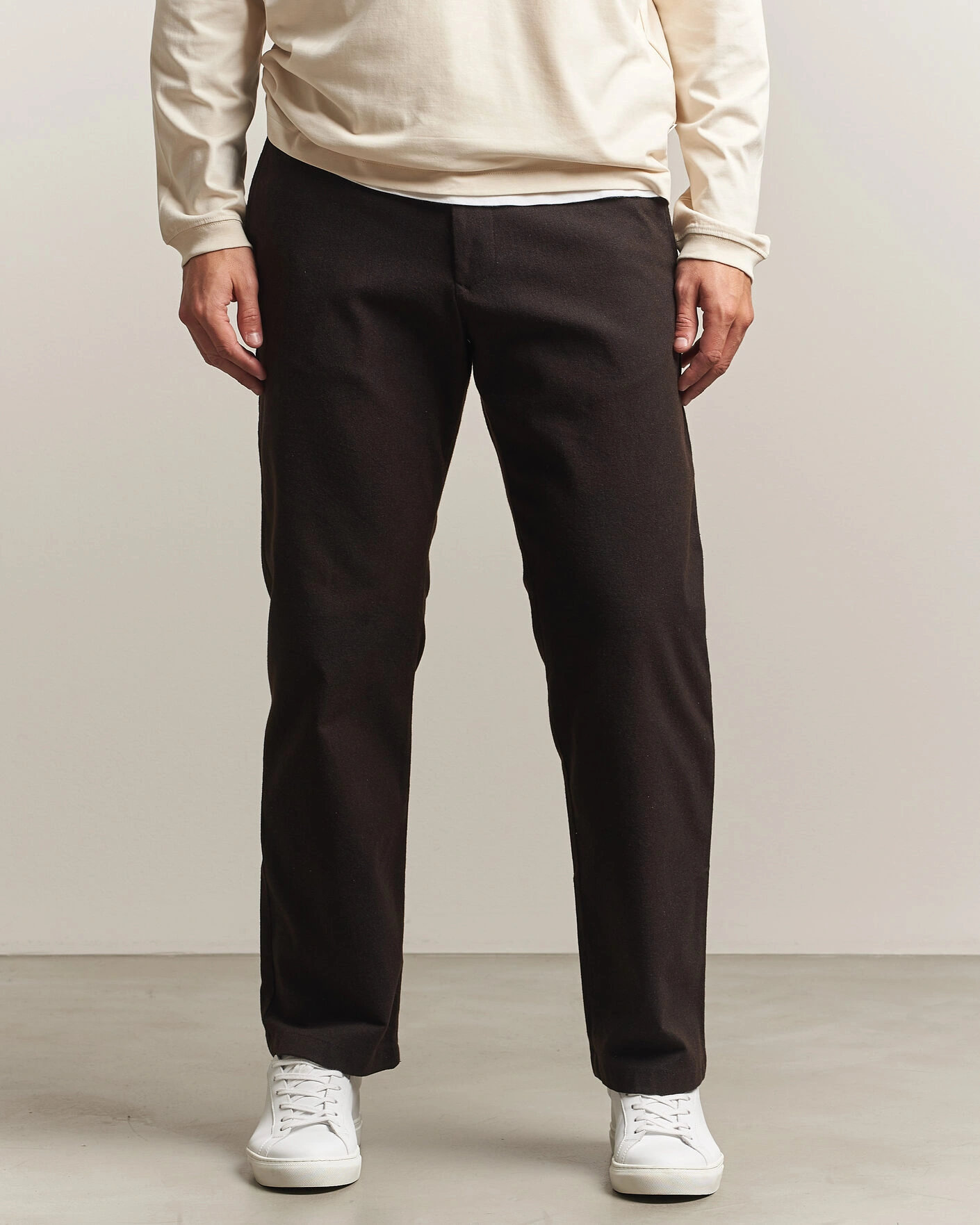 Herr | Byxor | NN07 | Aden Brushed Cotton Trousers Deep Truffle