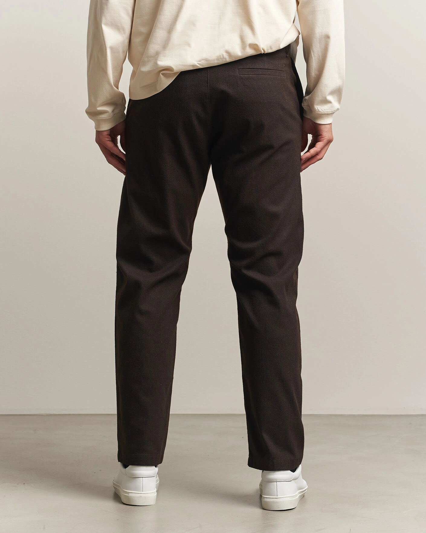 Herr | Byxor | NN07 | Aden Brushed Cotton Trousers Deep Truffle