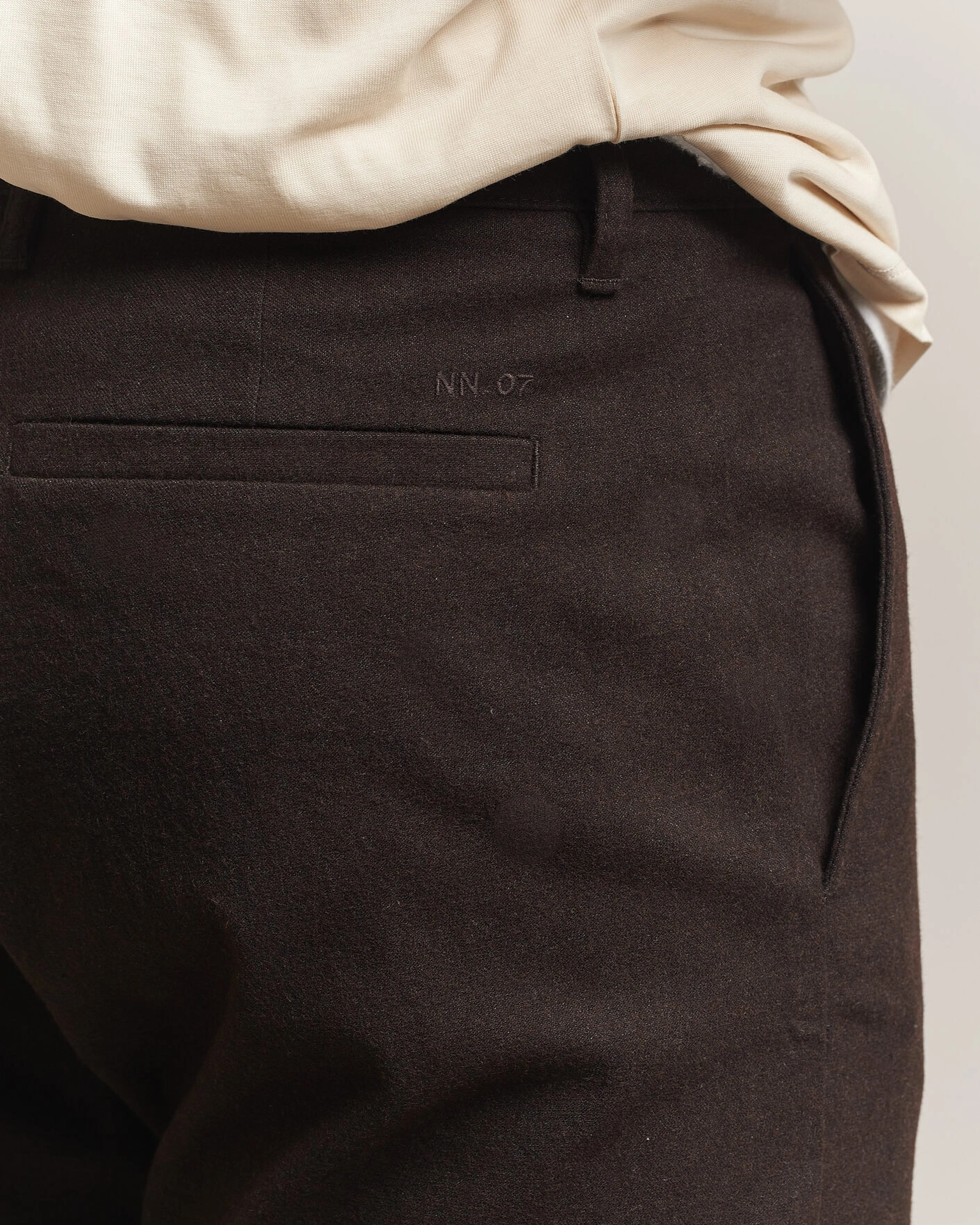 Herr | Byxor | NN07 | Aden Brushed Cotton Trousers Deep Truffle