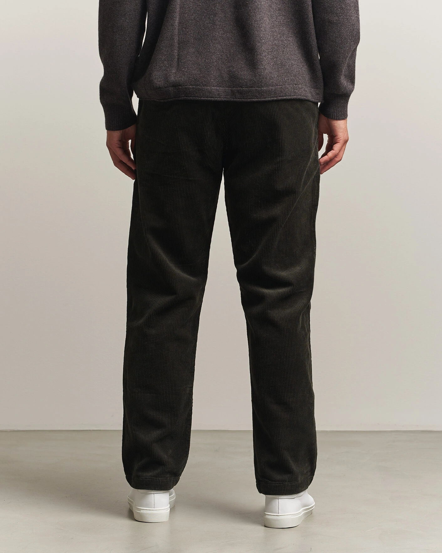 Herr | Byxor | NN07 | Aden Regular Fit Corduroy Chinos Dark Army