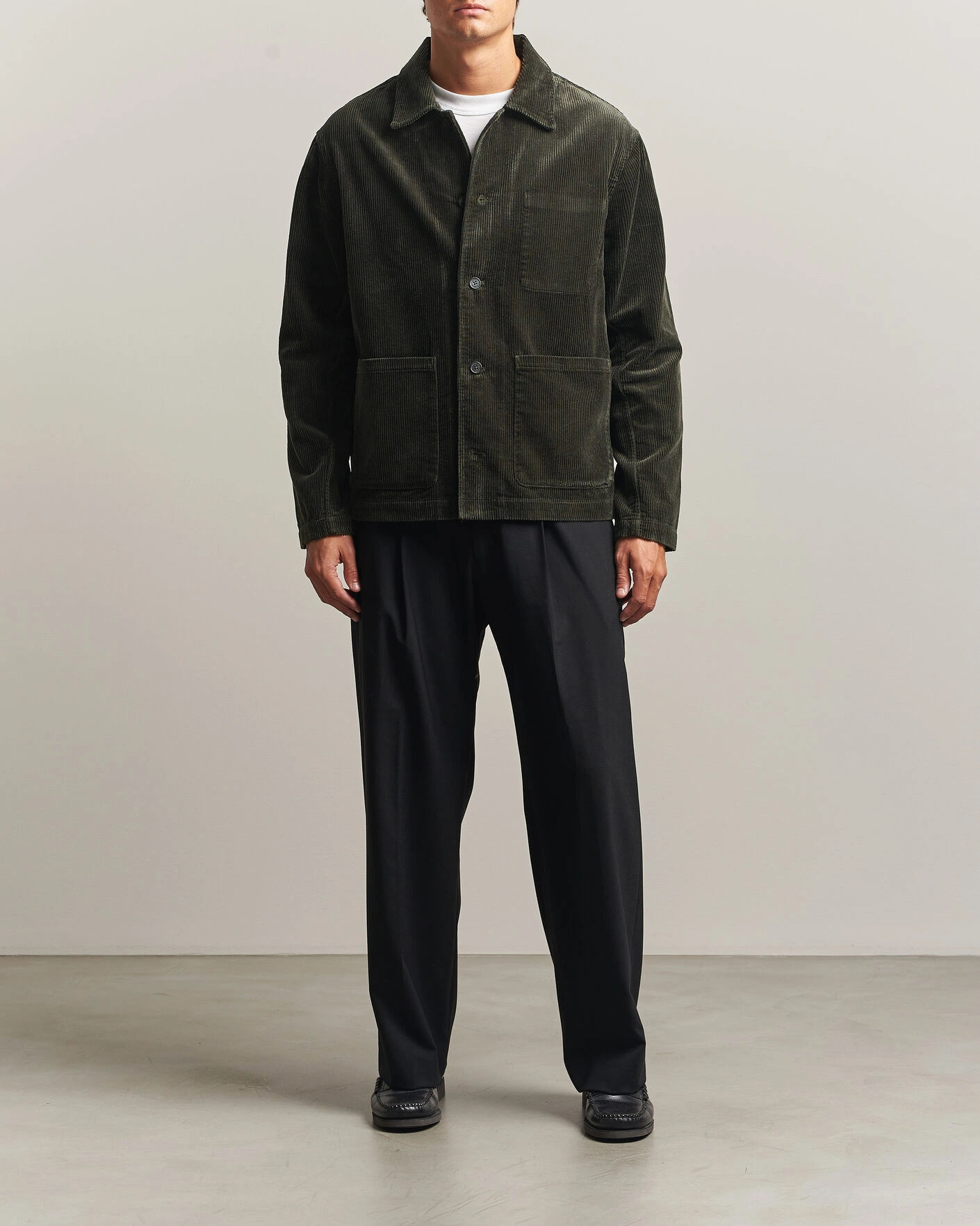 Herr | Skjortor | NN07 | Morgan Corduroy Overshirt Dark Army