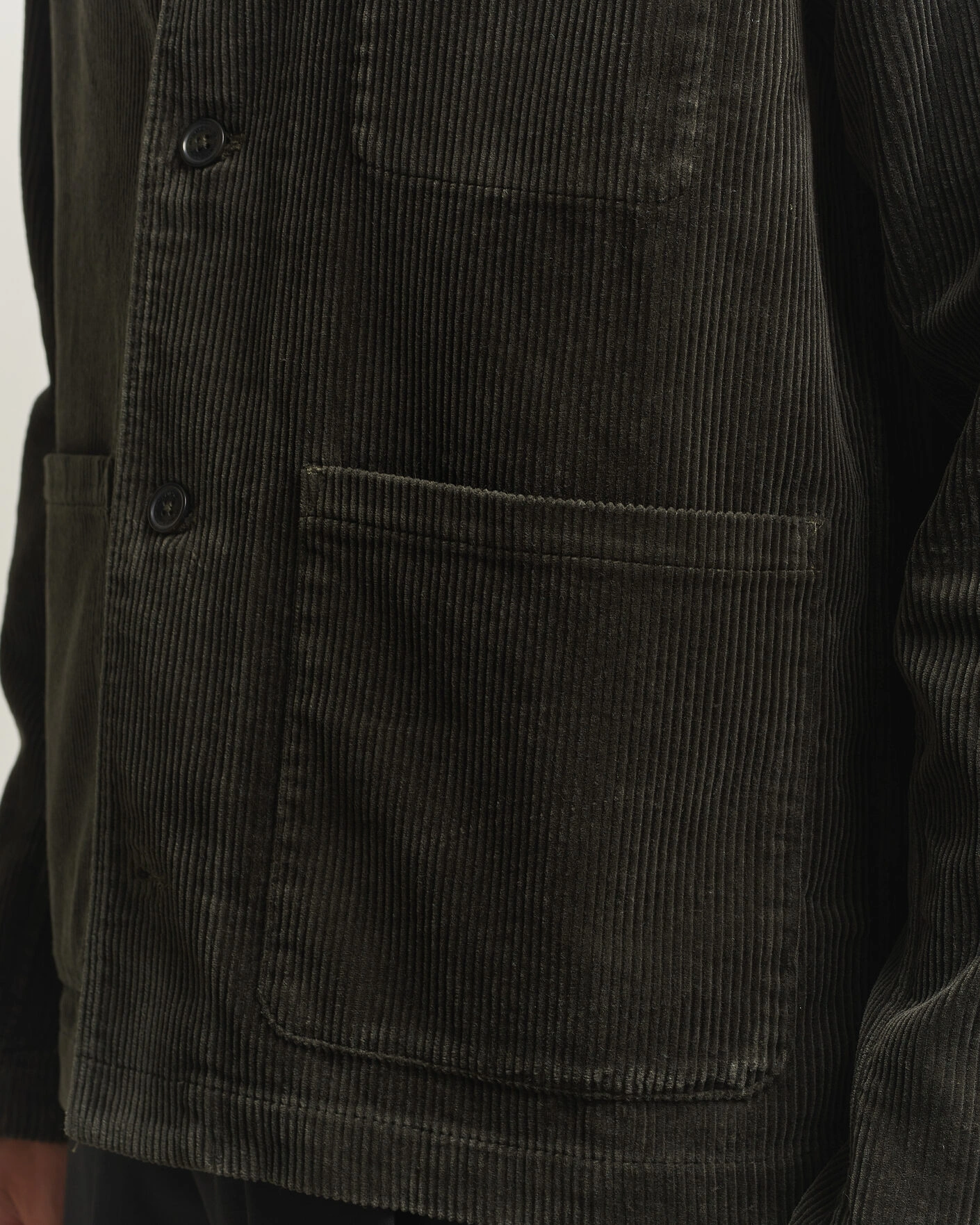 Herr | Skjortor | NN07 | Morgan Corduroy Overshirt Dark Army
