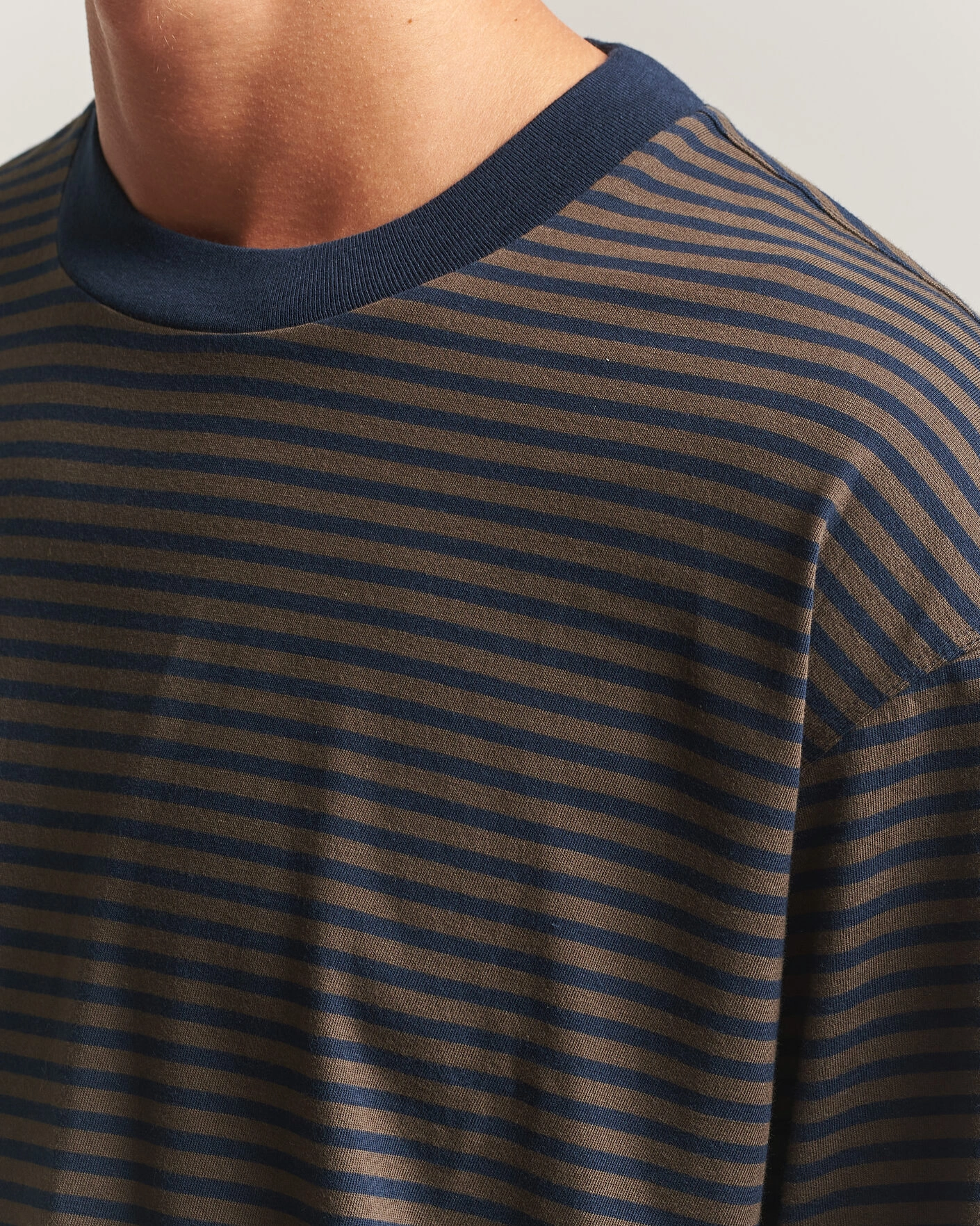 Herr | T-Shirts | NN07 | Lionel Striped Long Sleeve T-Shirt Navy/Brown