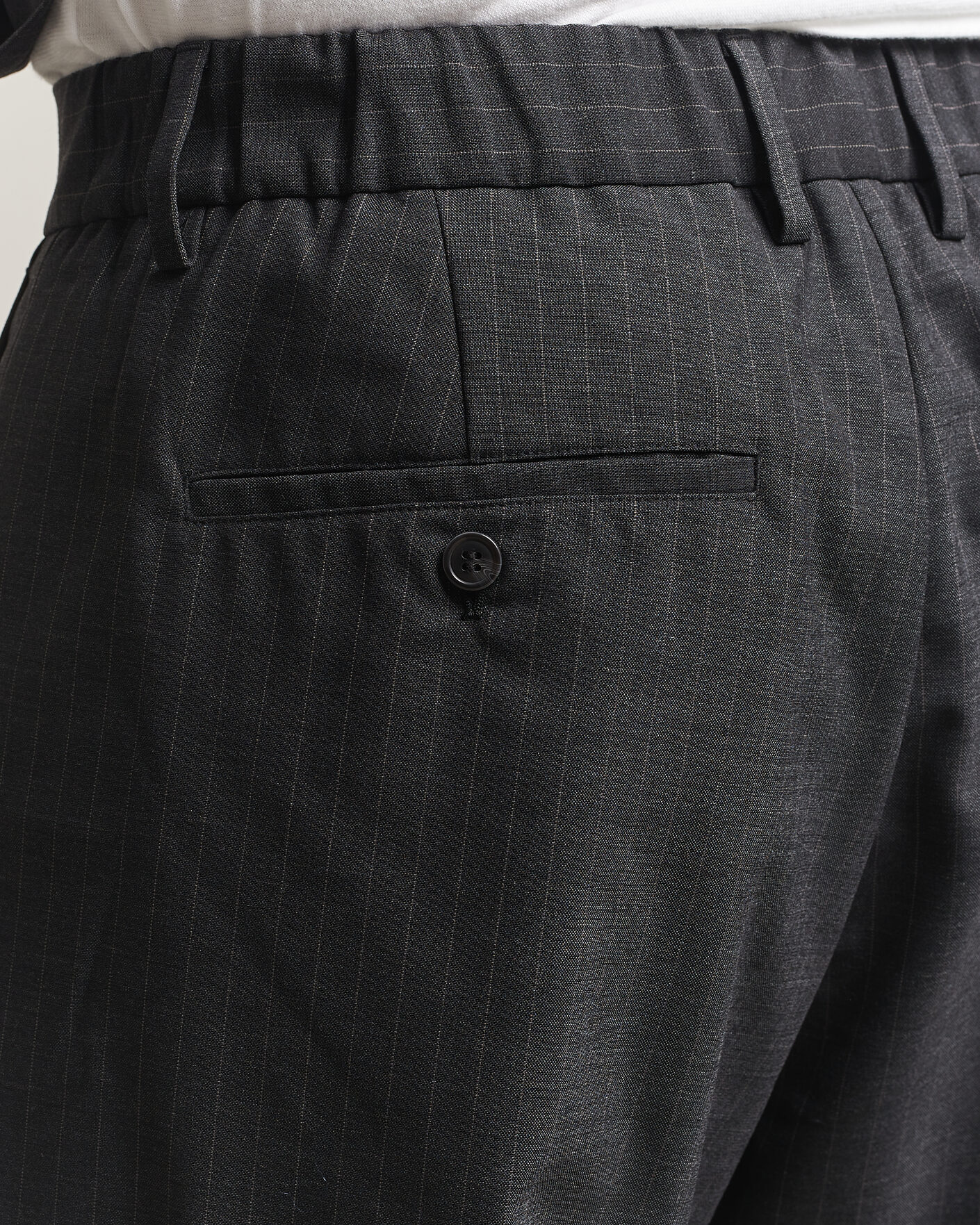 Herr | Byxor | NN07 | Kay Wool Pinstriped Trousers Dark Grey