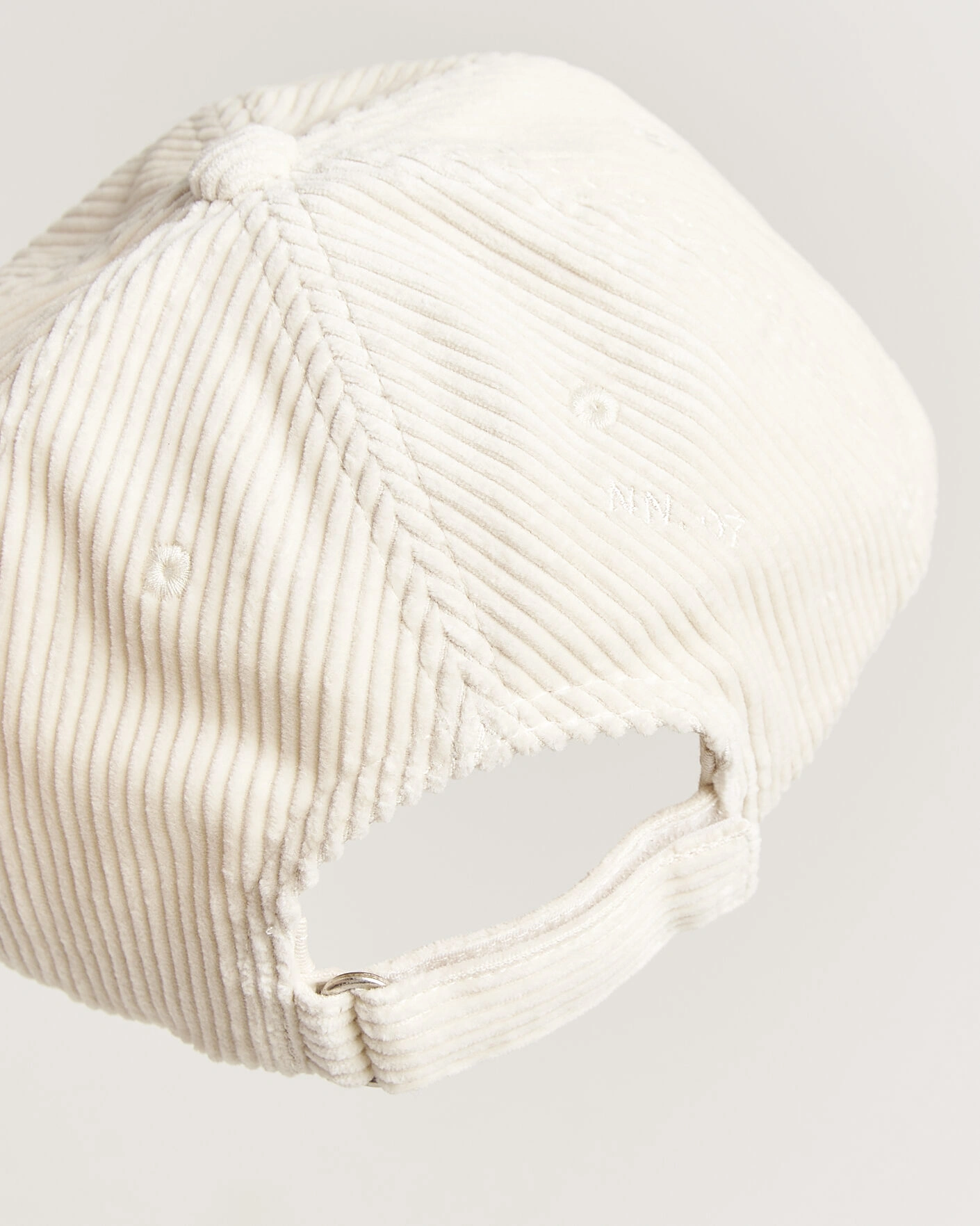 Herr | Hattar & kepsar | NN07 | Corduroy Dad Cap Ivory