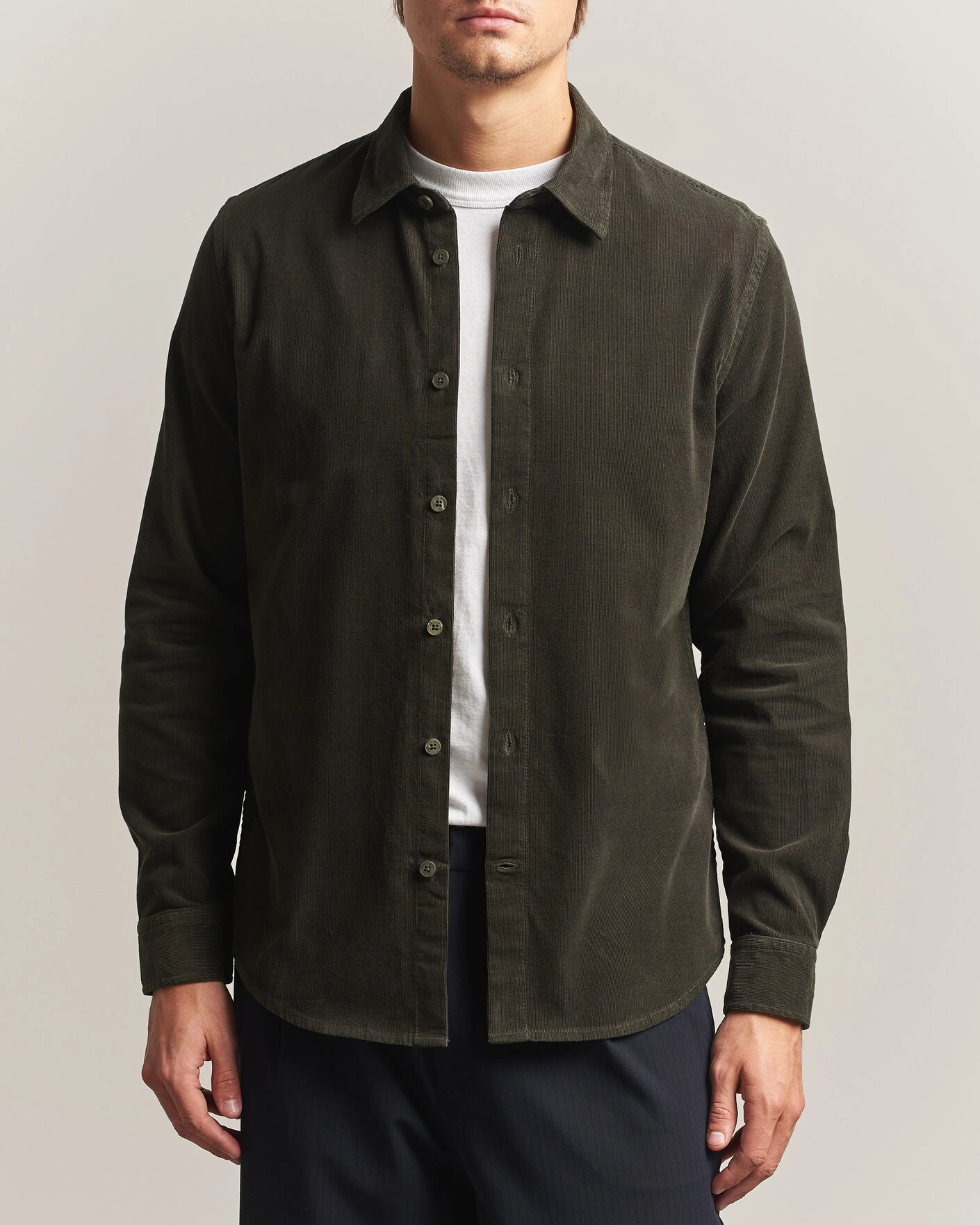Herr | Skjortor | NN07 | Asher Baby Cord Shirt Capers Green